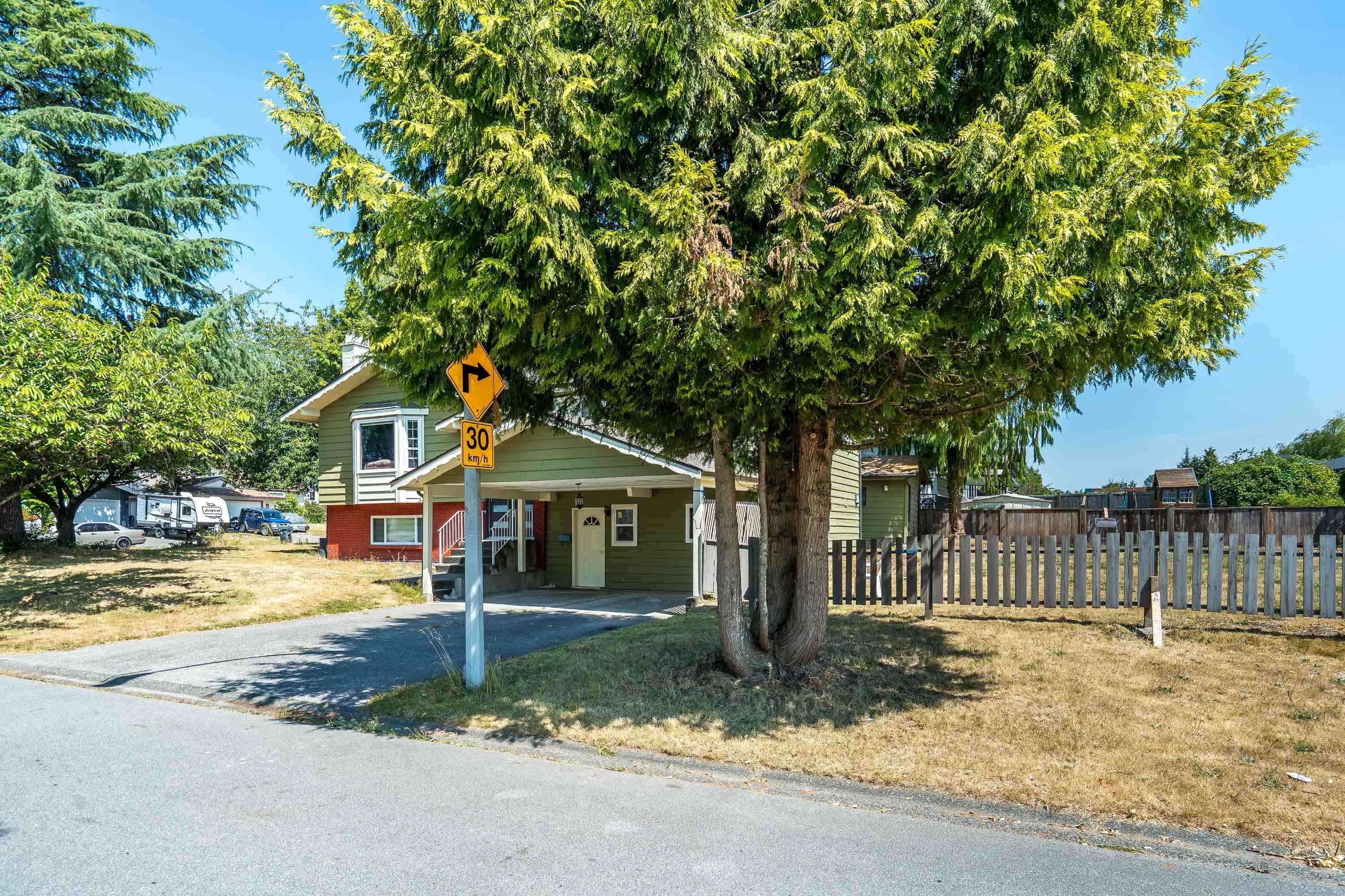 14458 Chartwell Drive, Surrey, V3S 5E4 — photo 2