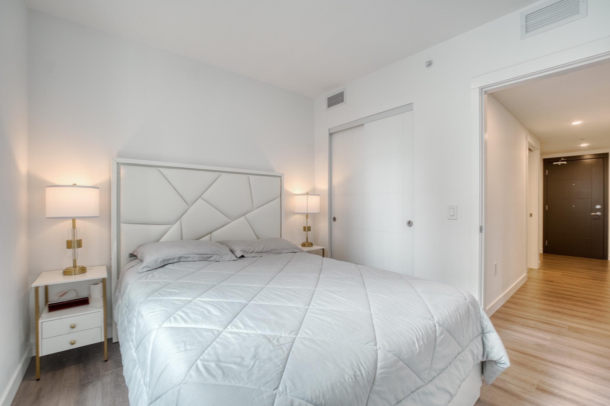909 - 823 Carnarvon Street, New Westminster, V3M 0N5 — photo 2