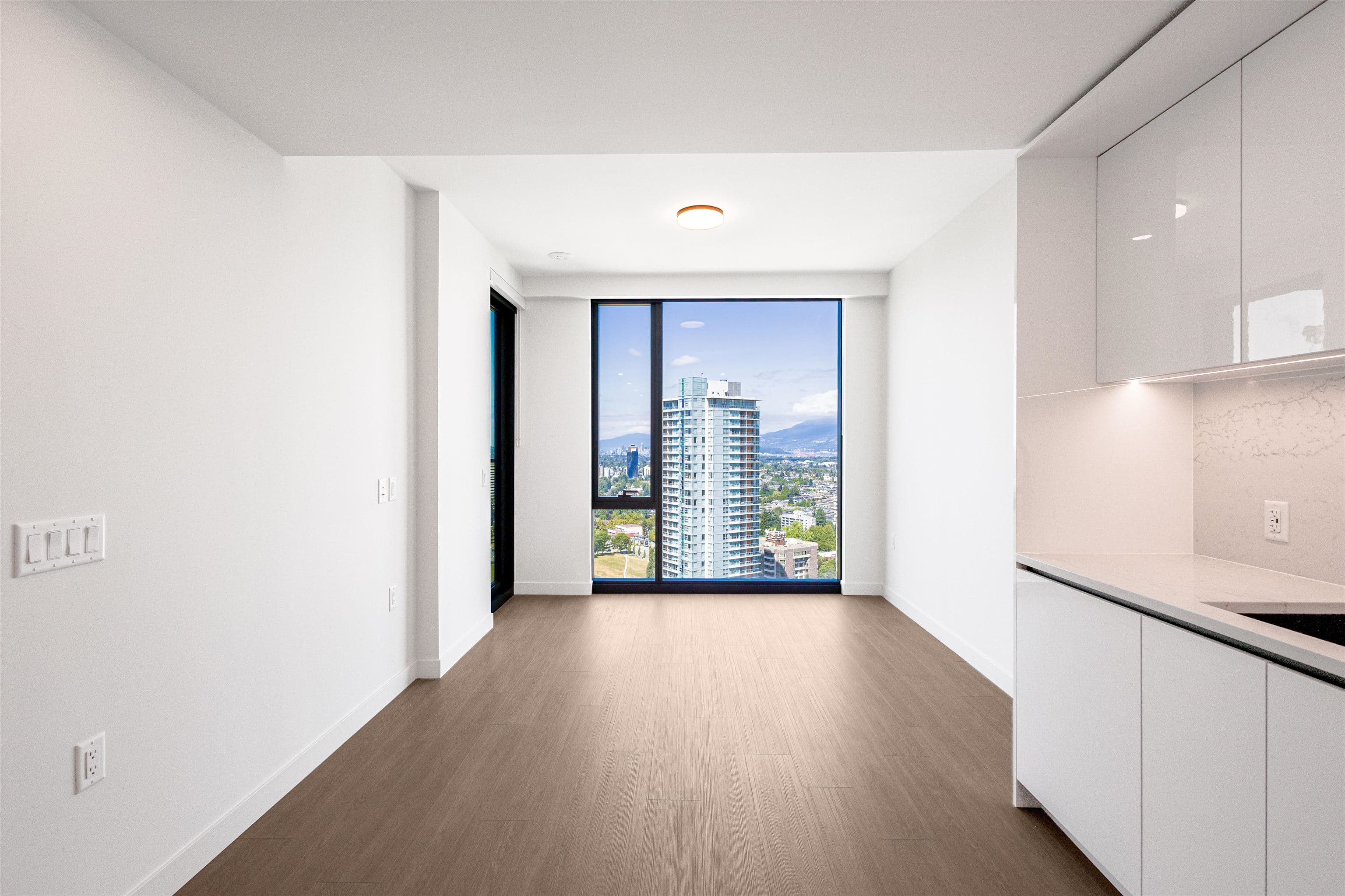 2505 - 5987 Wilson Avenue, Burnaby, V5H 0L7 — photo 5