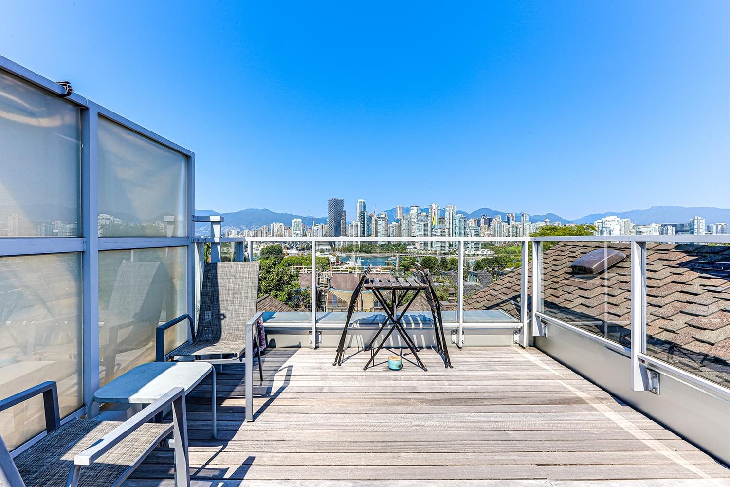 1168 W 7th Avenue, Vancouver, V6H 1B4 — photo 3