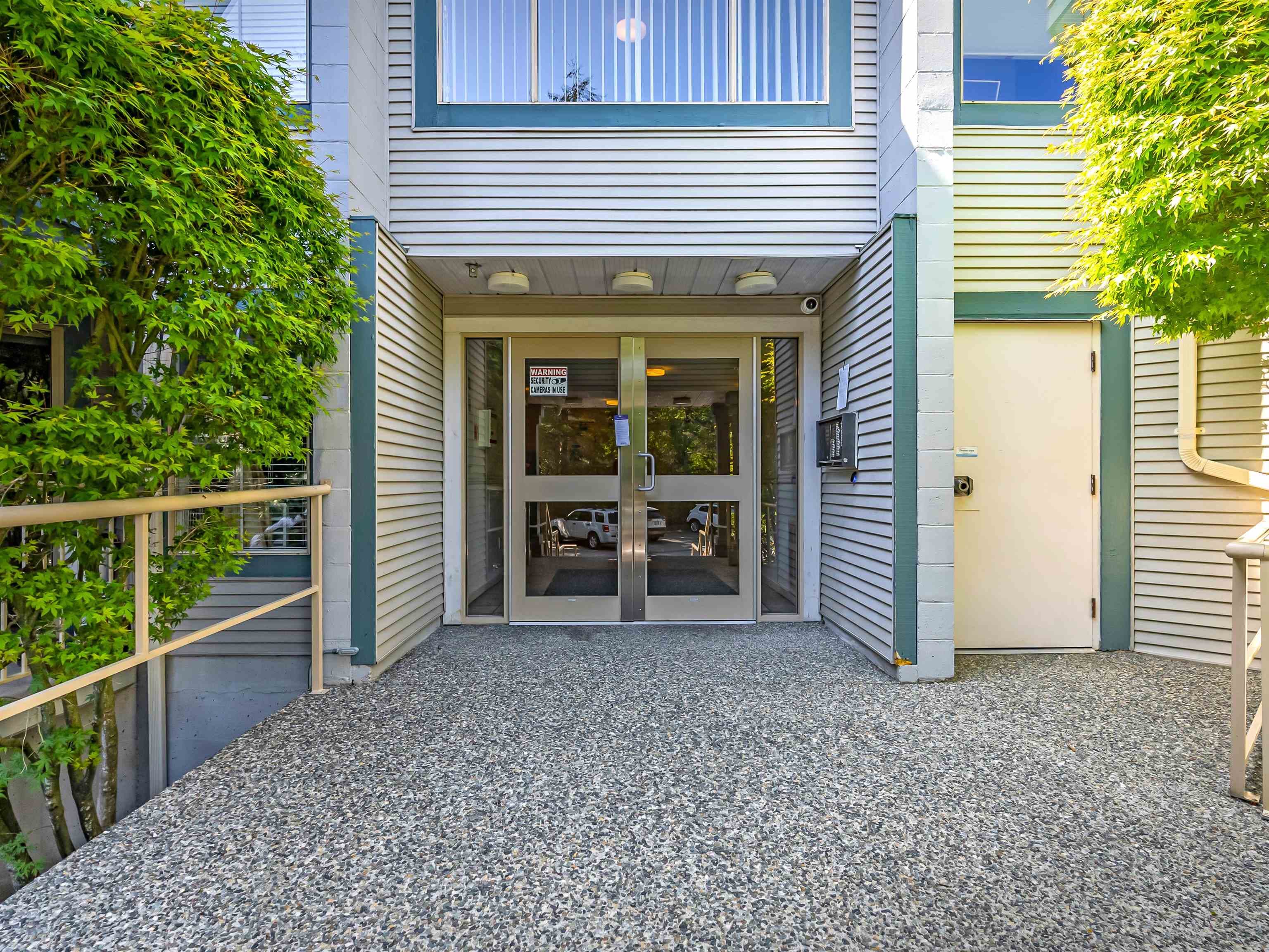 208 - 10743 139 Street, Surrey, V3T 4L8 — photo 2