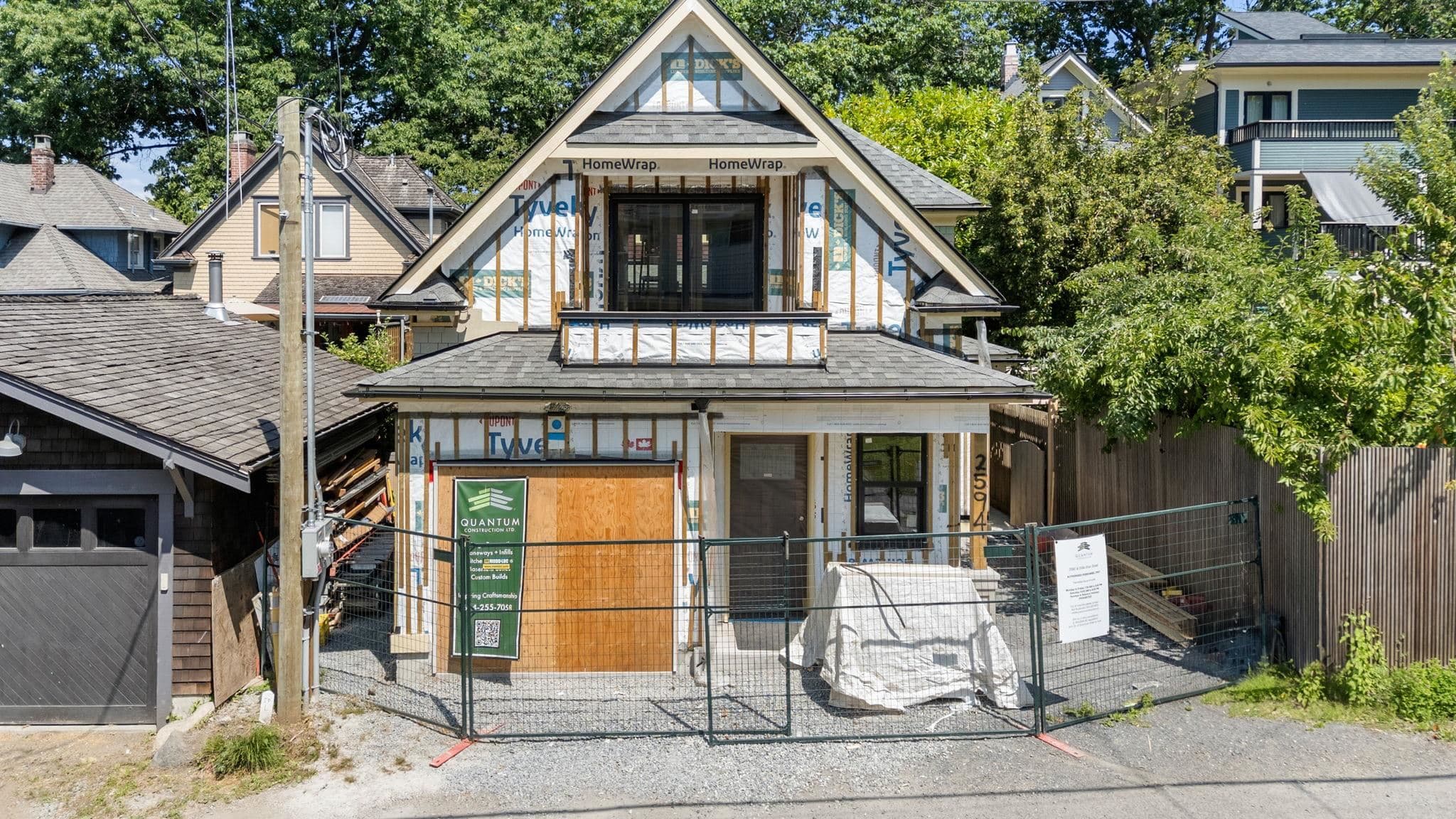 2594 Eton Street, Vancouver, V5K 1J7 — photo 2