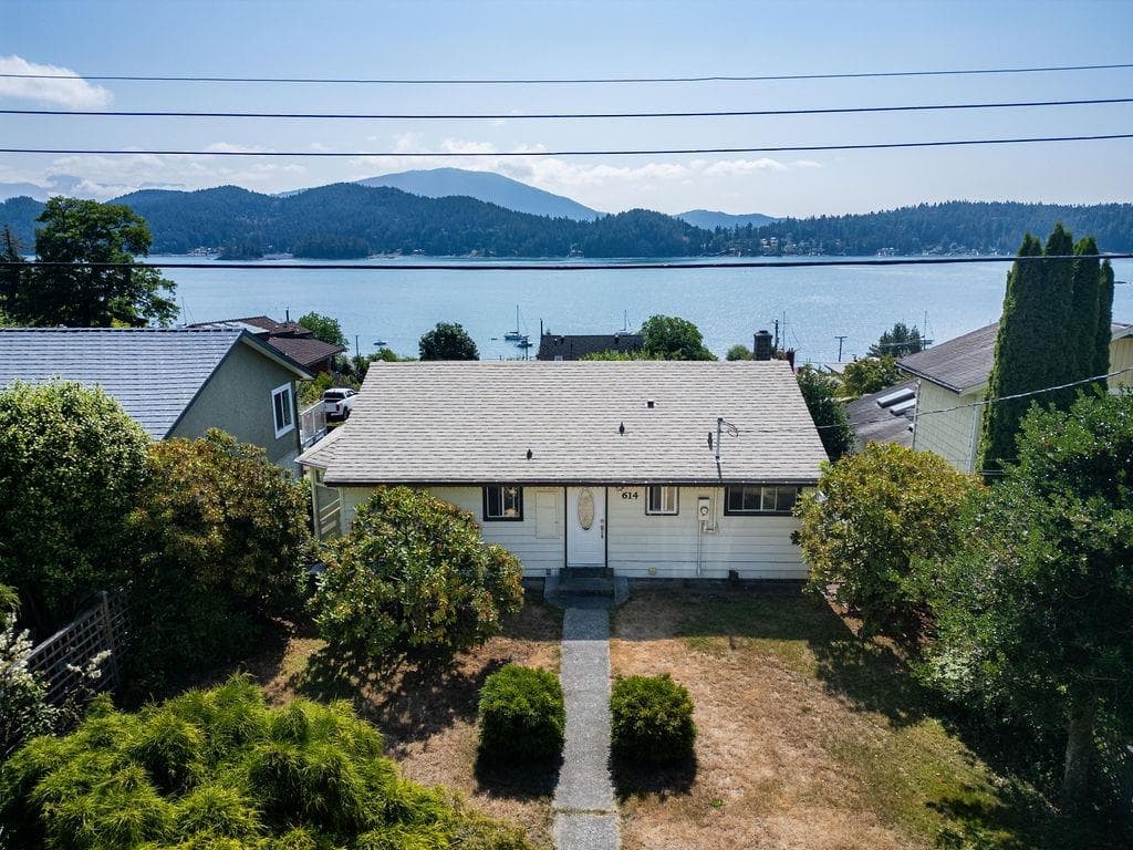 614 Glen Road, Gibsons, V0N 1V9 — photo 3
