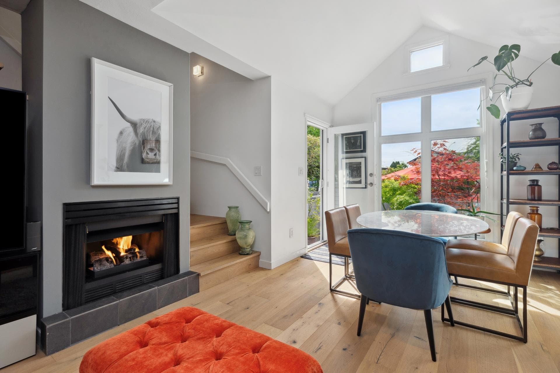 1585 Bowser Avenue, North Vancouver, V7P 2Y4 — photo 3