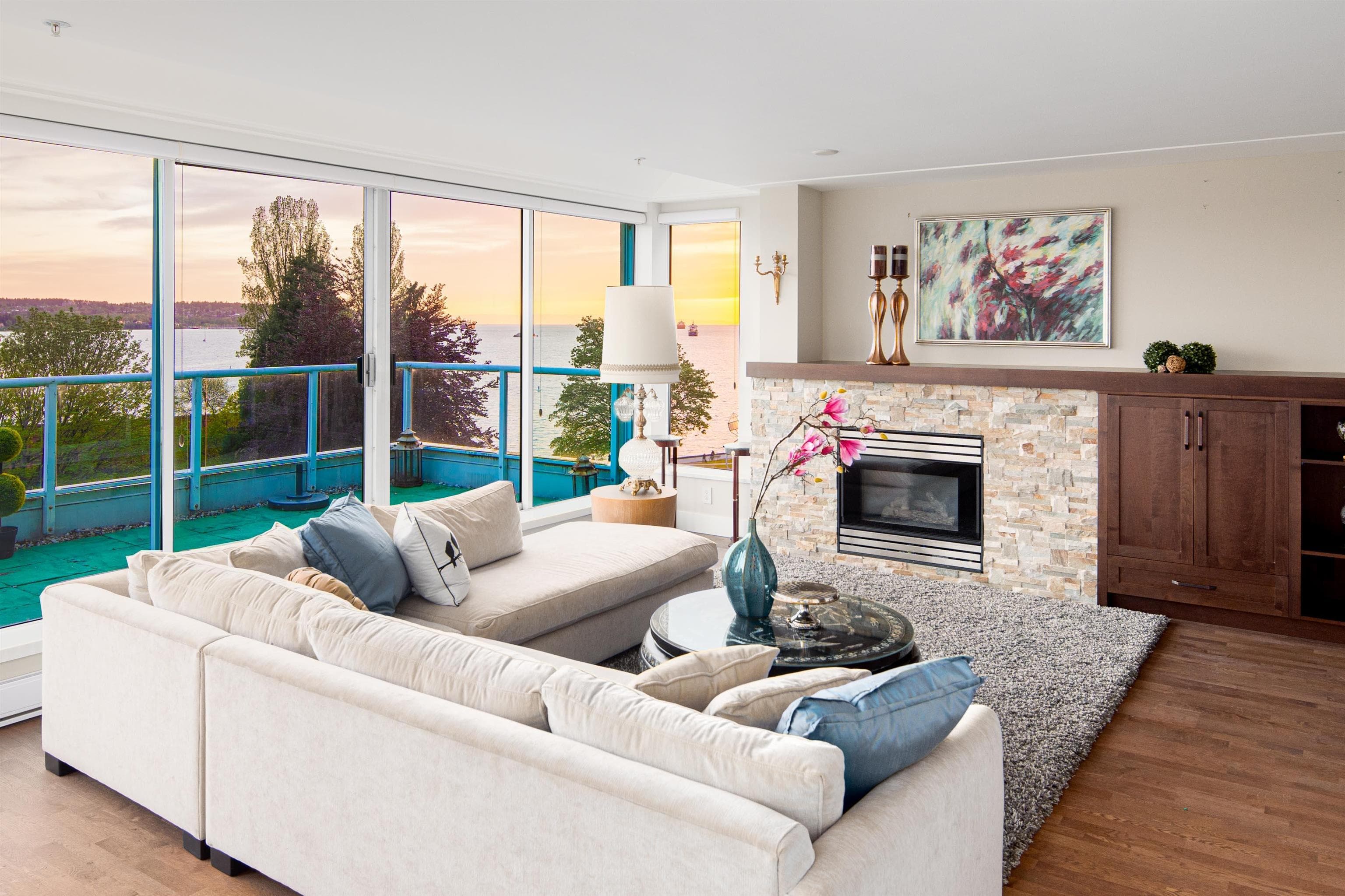 PH - 1403 Beach Avenue, Vancouver, V6G 1Y3 — photo 5