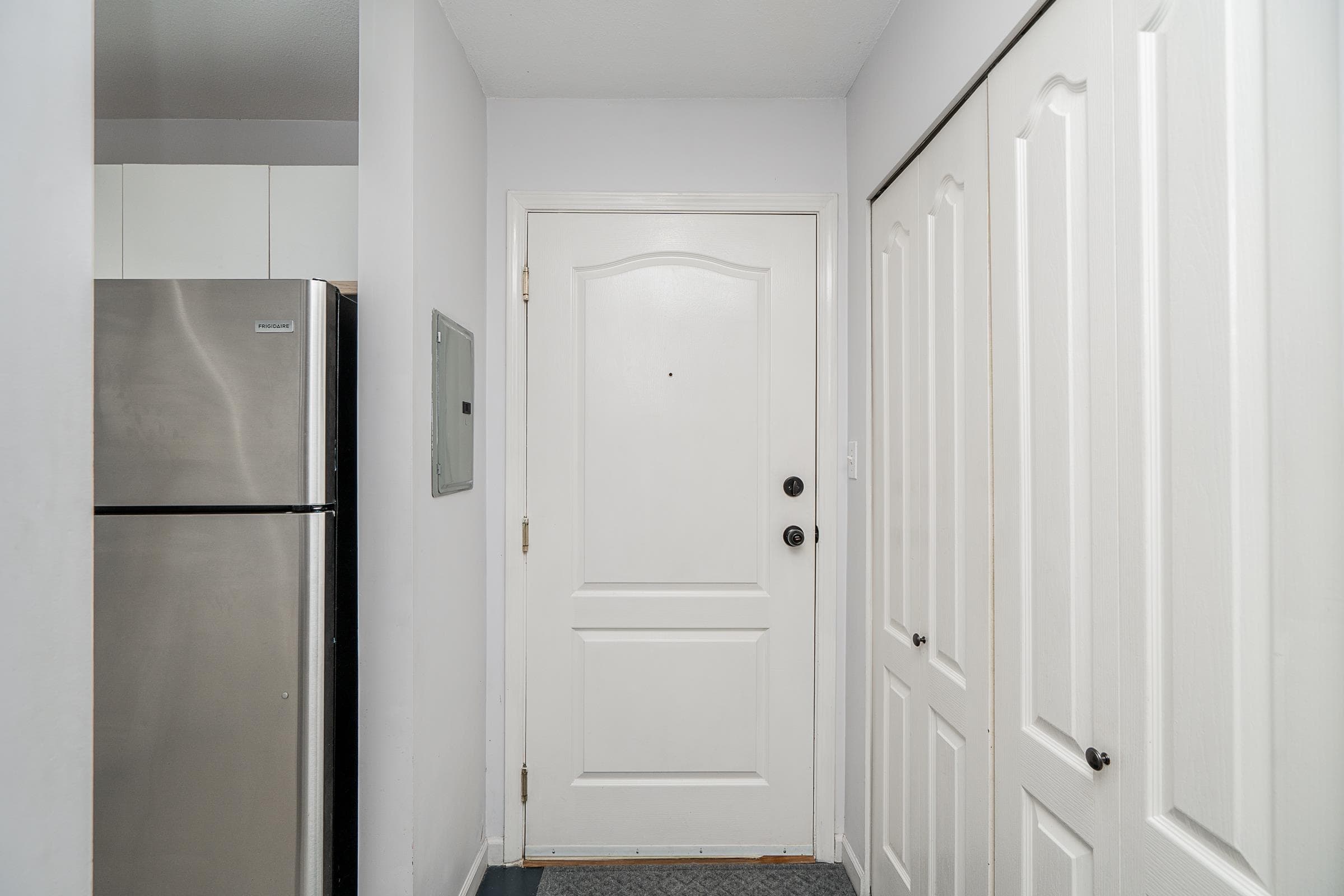 111 - 2401 Hawthorne Avenue, Port Coquitlam, V3C 6R9 — photo 2