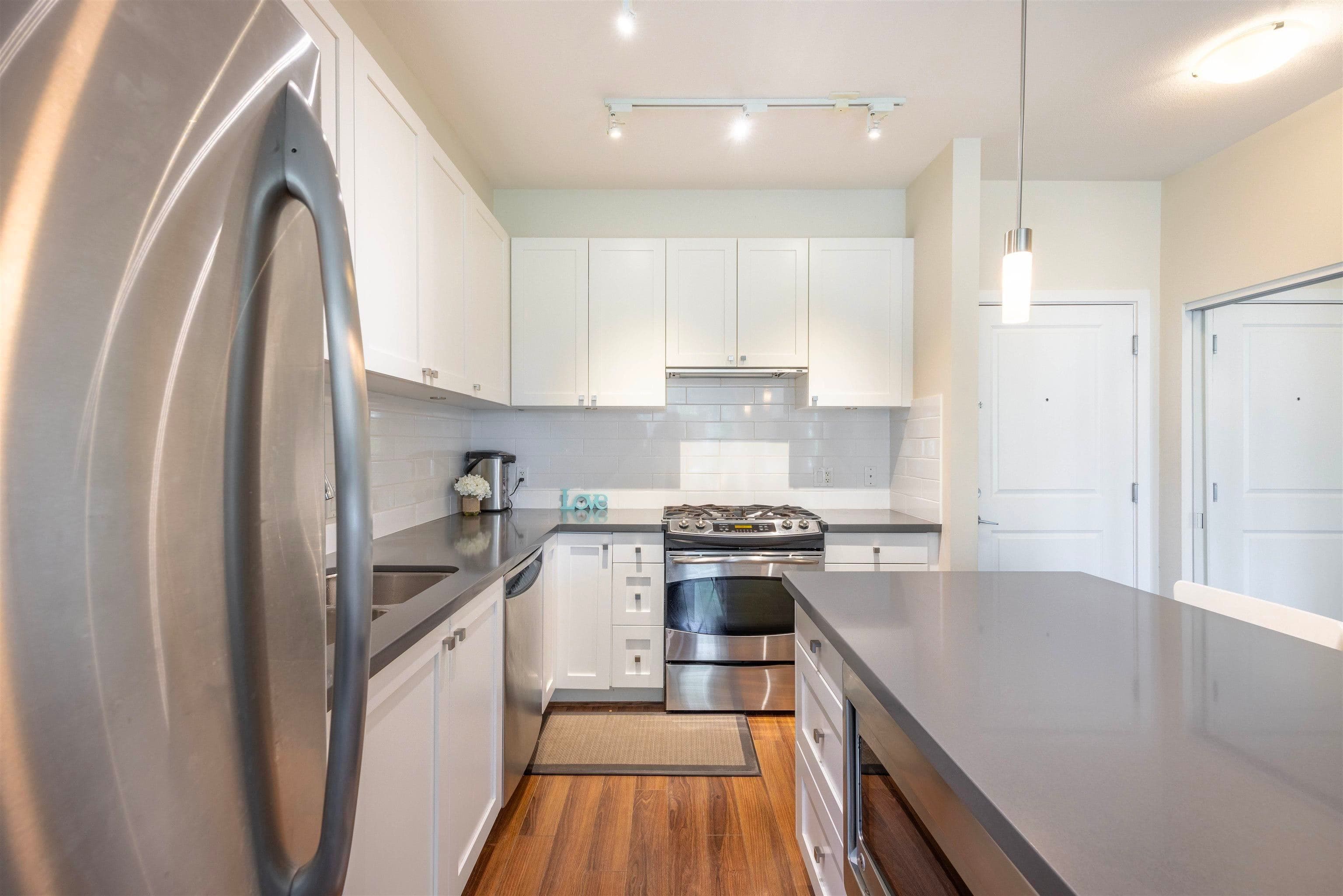 305 - 15850 26 Avenue, Surrey, V3Z 2N6 — photo 4