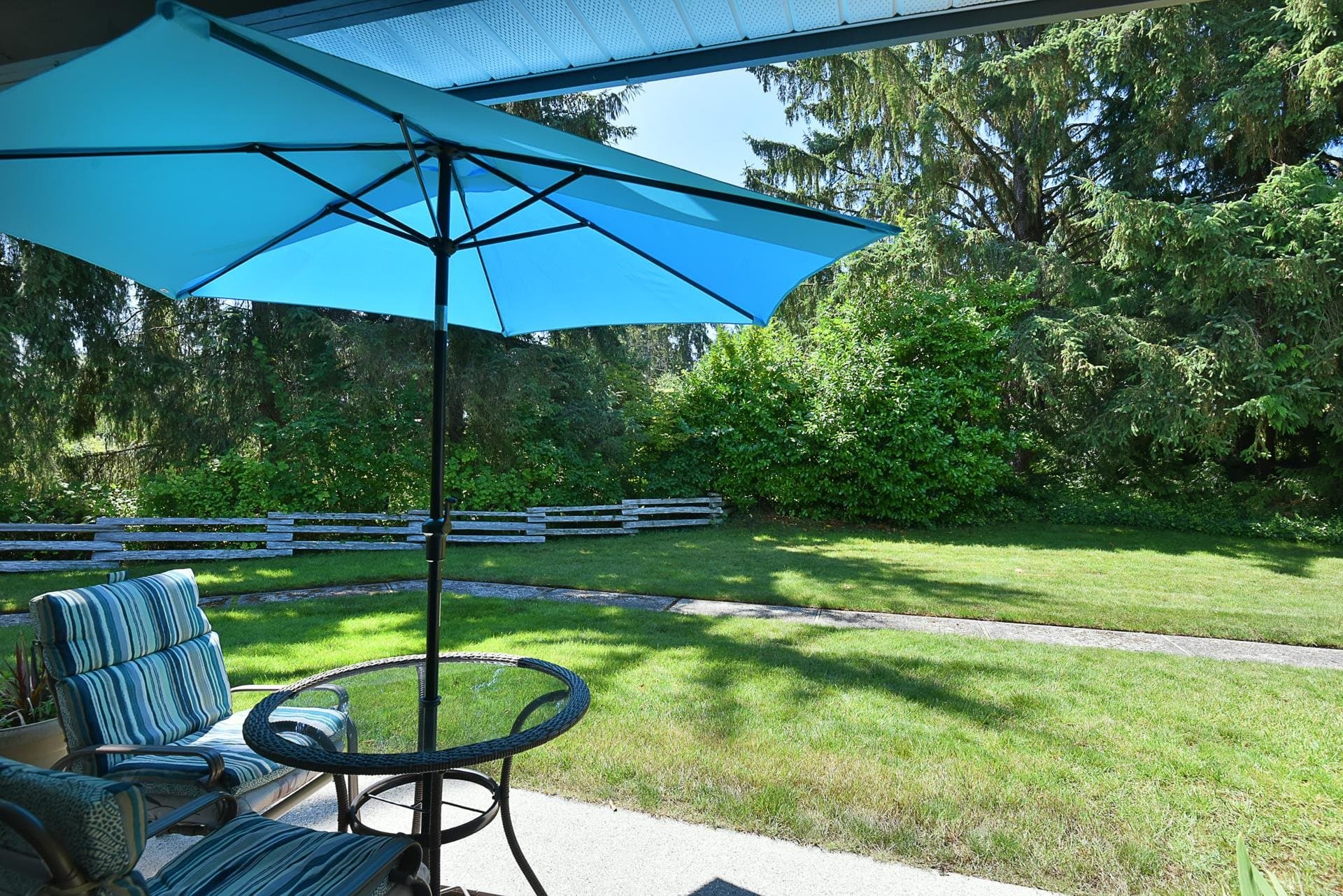11 - 5761 Wharf Avenue, Sechelt, V0N 3A0 — photo 4