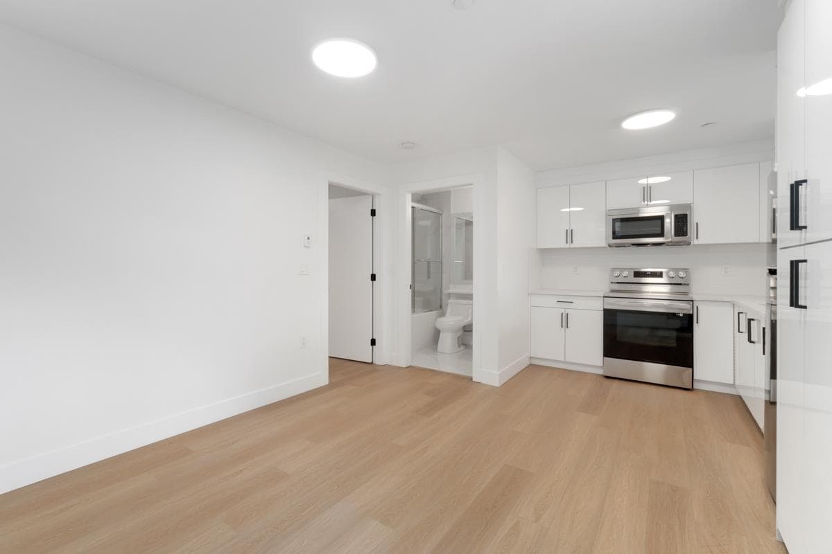 2 - 2666 E 6th Avenue, Vancouver, V5M 1R3 — photo 1