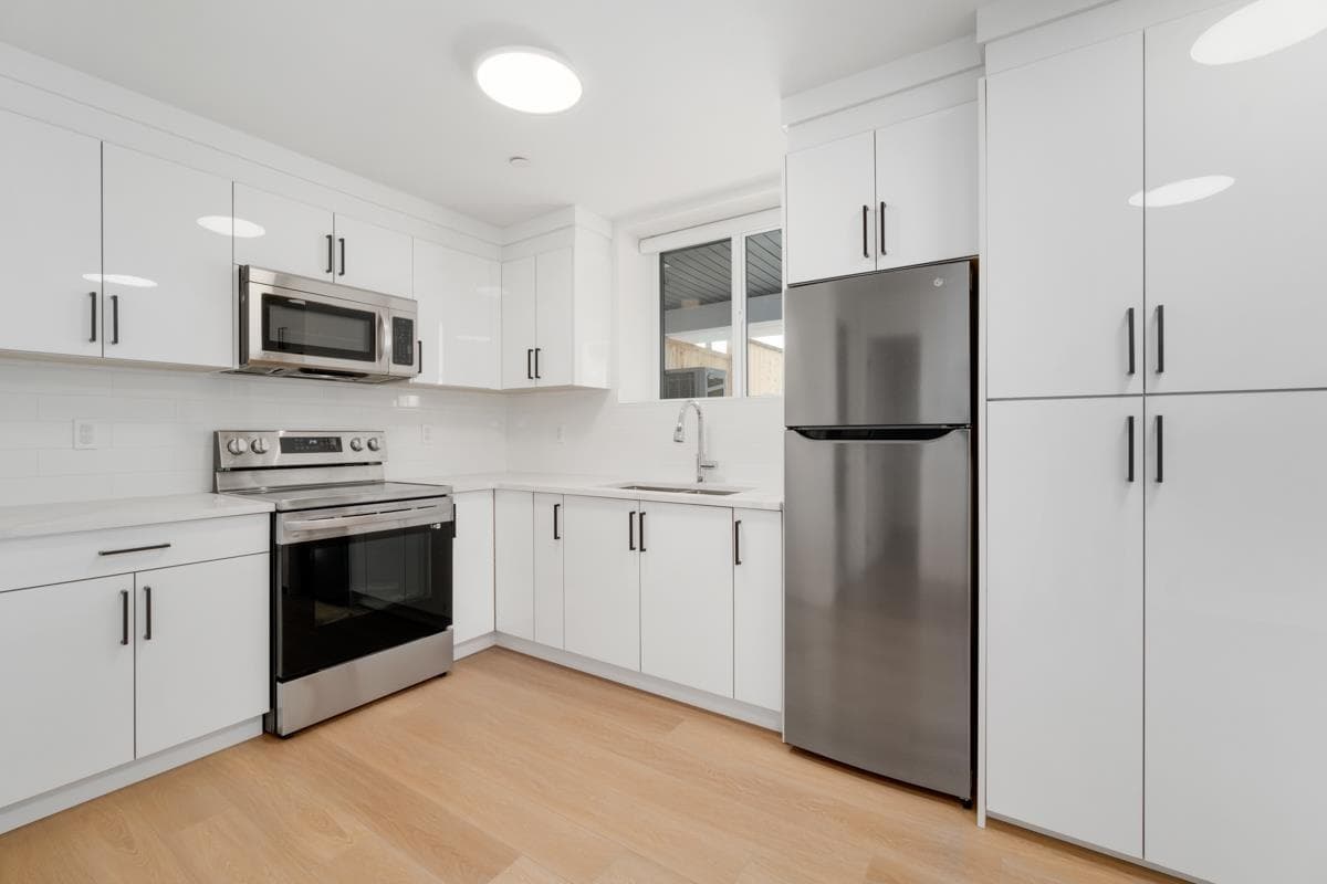 2 - 2666 E 6th Avenue, Vancouver, V5M 1R3 — photo 5