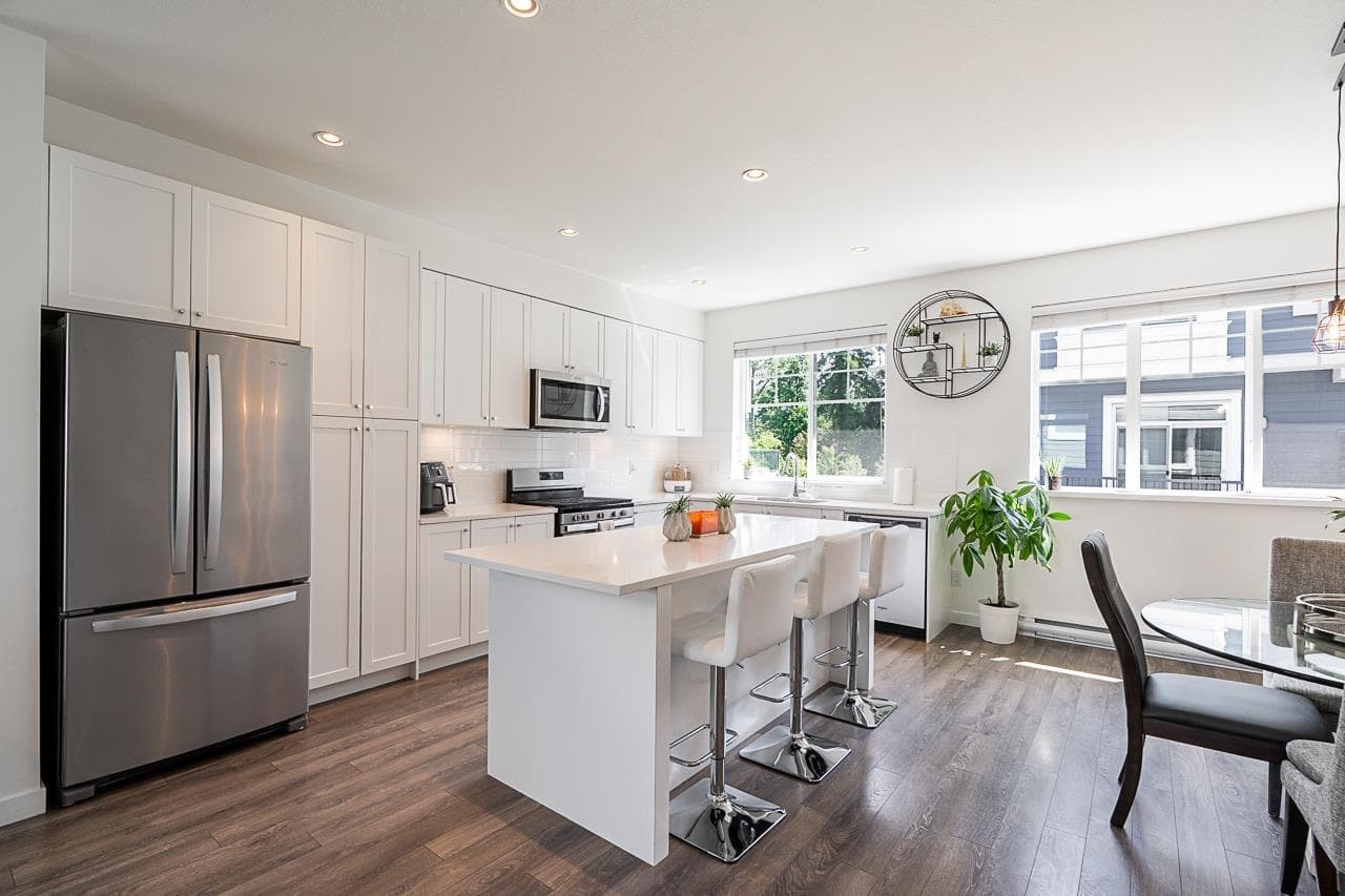 13 - 16678 25 Avenue, Surrey