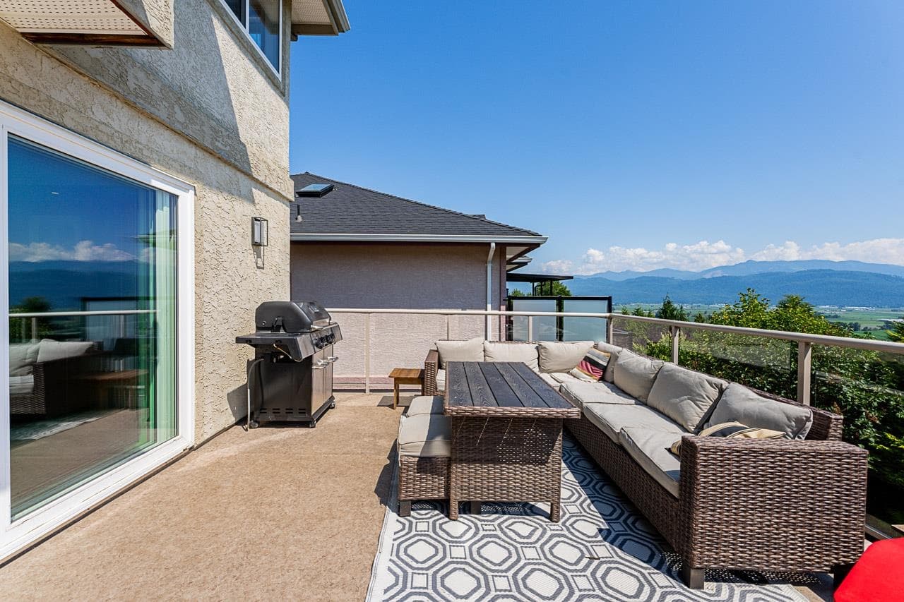 35946 Regal Parkway, Abbotsford, V3G 1L3 — photo 4
