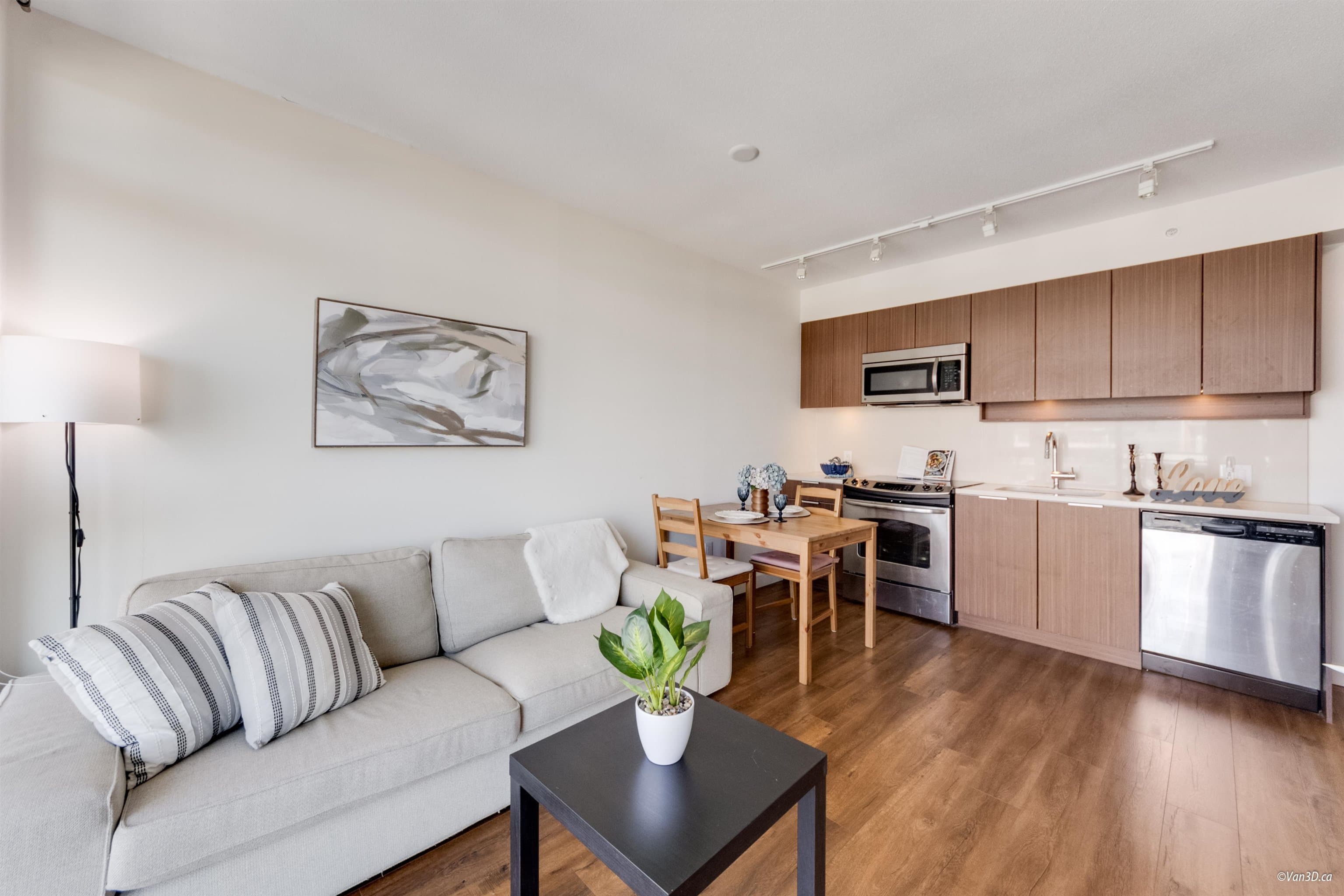 2502 - 13308 Central Avenue, Surrey, V3T 0M4 — photo 2