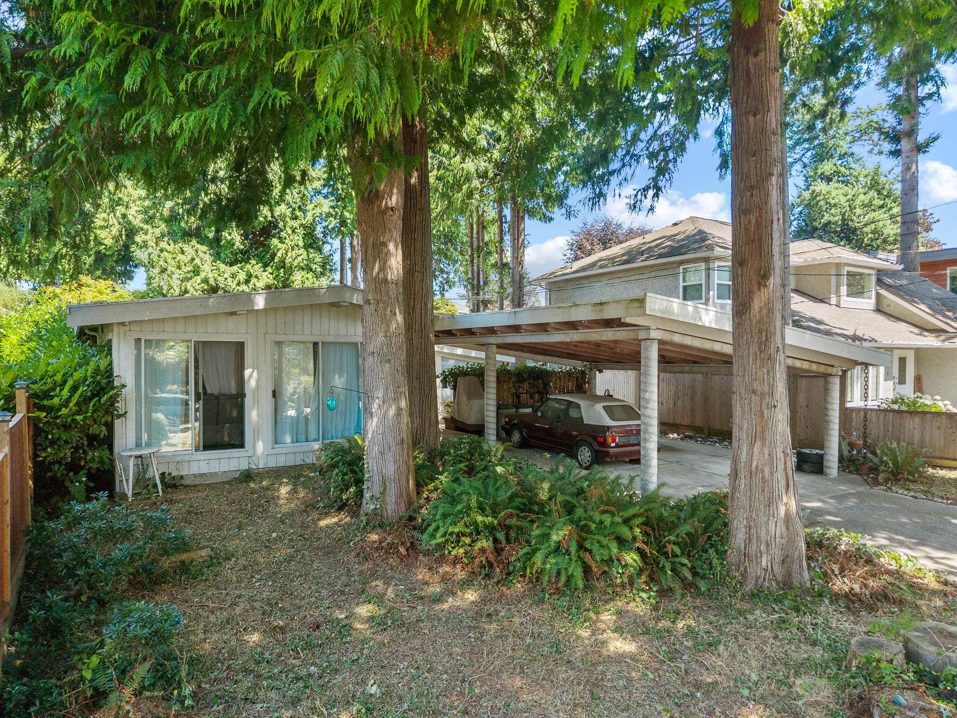 14109 Blackburn Avenue, White Rock