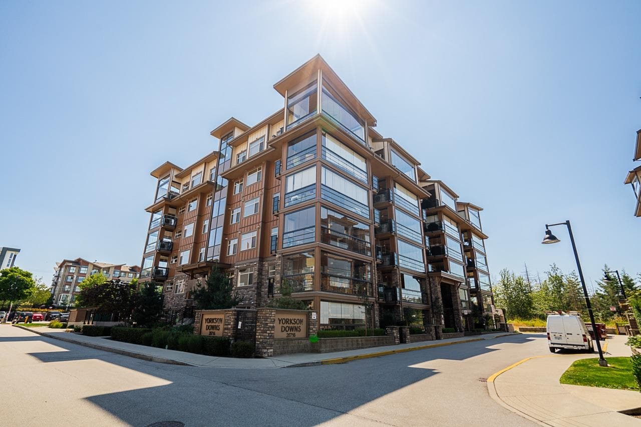 B324 - 20716 Willoughby Town Centre Drive, Langley, V2Y 3J8 — photo 2