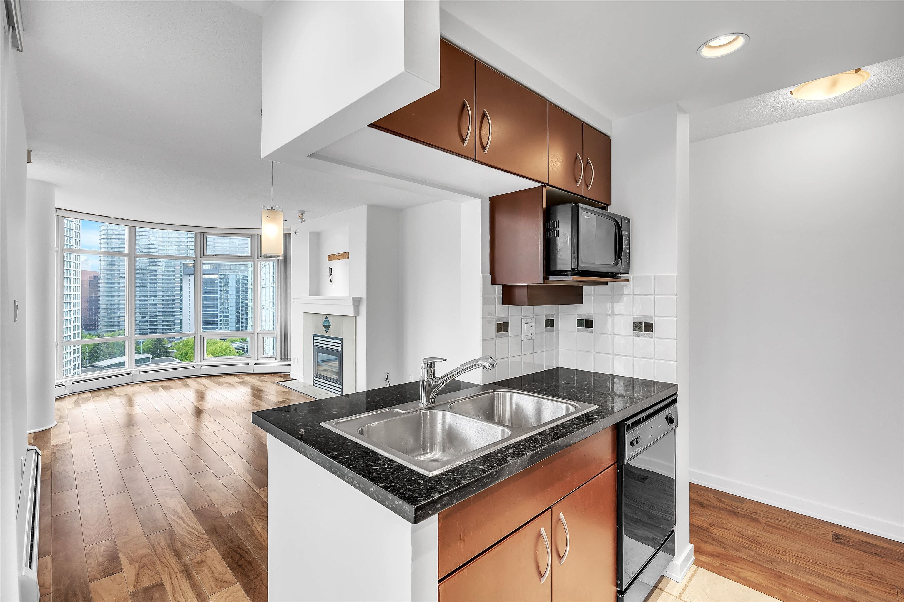 1702 - 198 Aquarius Mews, Vancouver, V6Z 2Y4 — photo 5