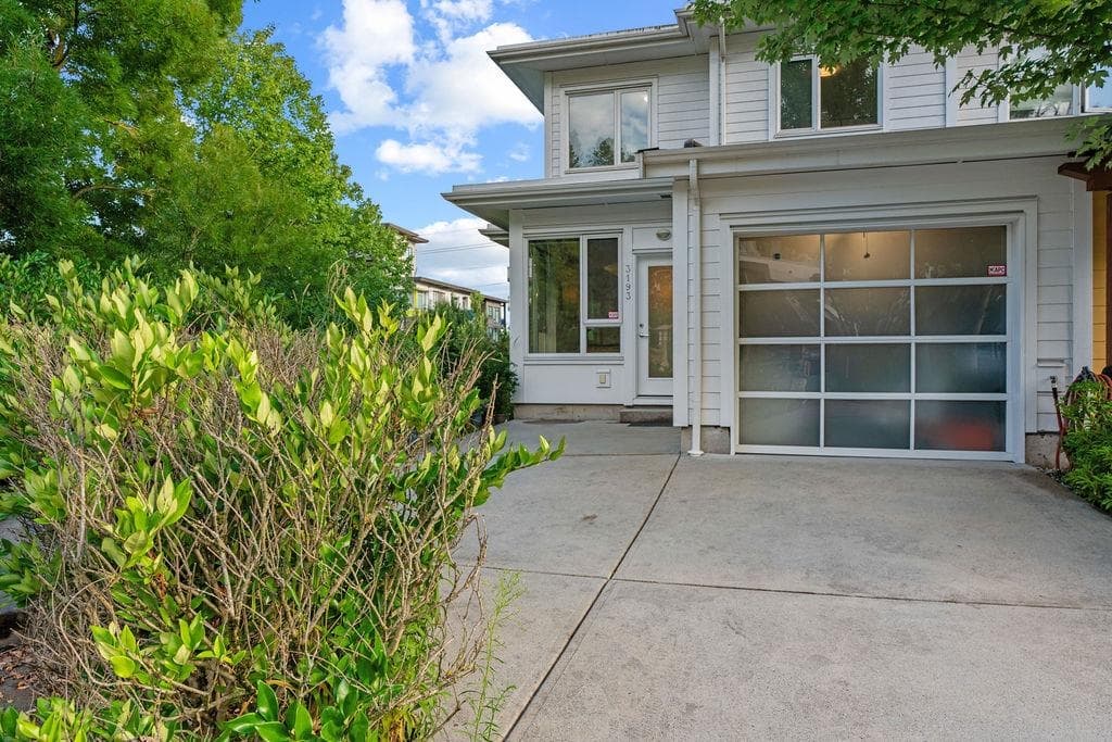 3193 E Kent Avenue North, Vancouver