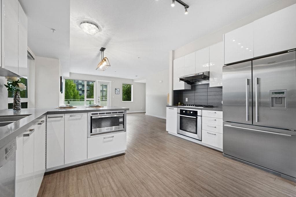 3193 E Kent Avenue North, Vancouver, V5S 4Y1 — photo 4