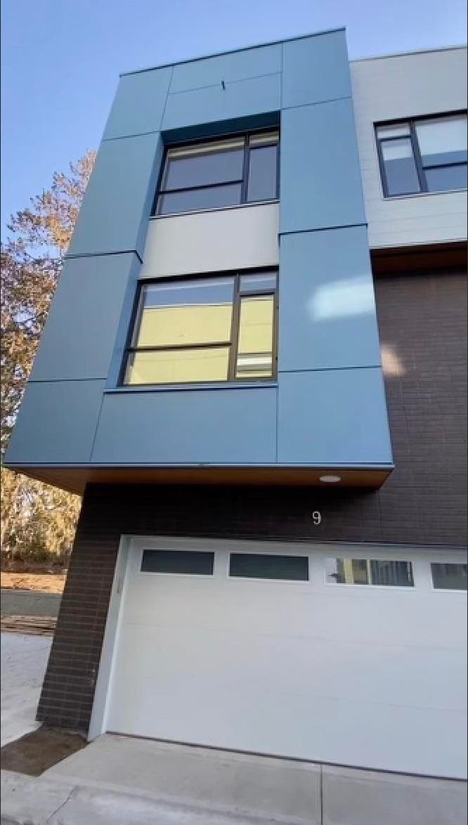 9 - 5858 132 Street, Surrey, V3X 1N1 — photo 1