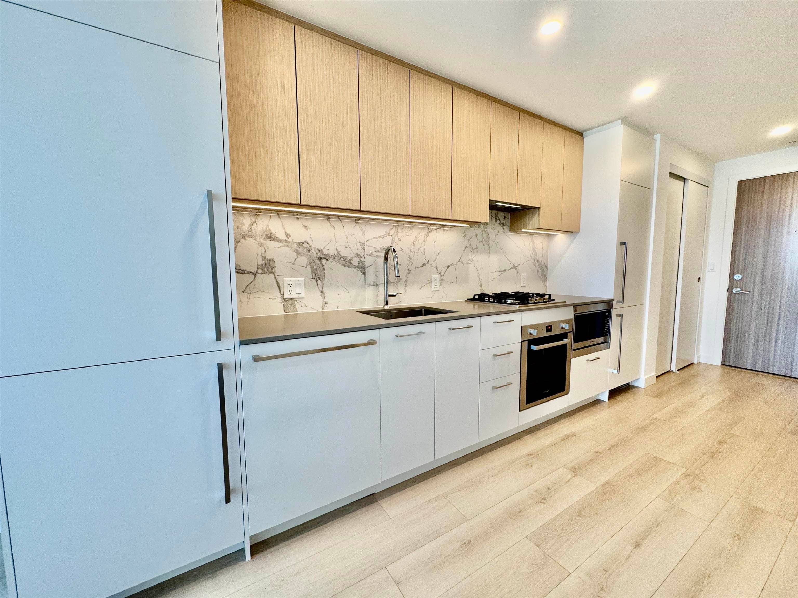 1007 - 6468 Willingdon Avenue, Burnaby, V5H 0L3 — photo 4