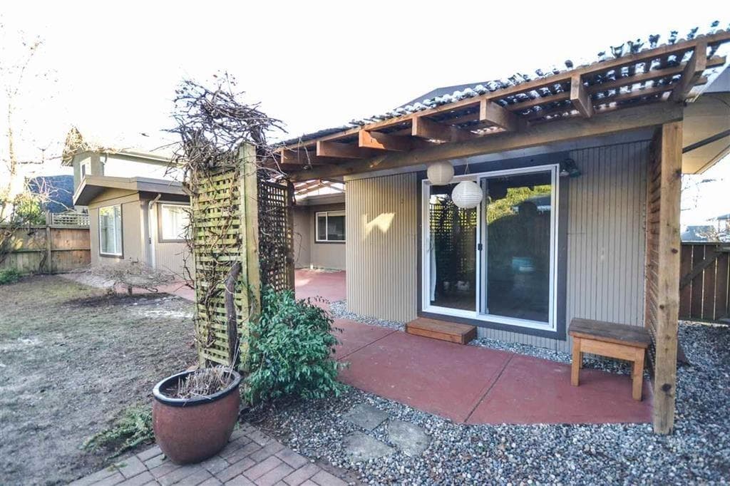 14181 Malabar Avenue, White Rock, V4B 2Y4 — photo 4