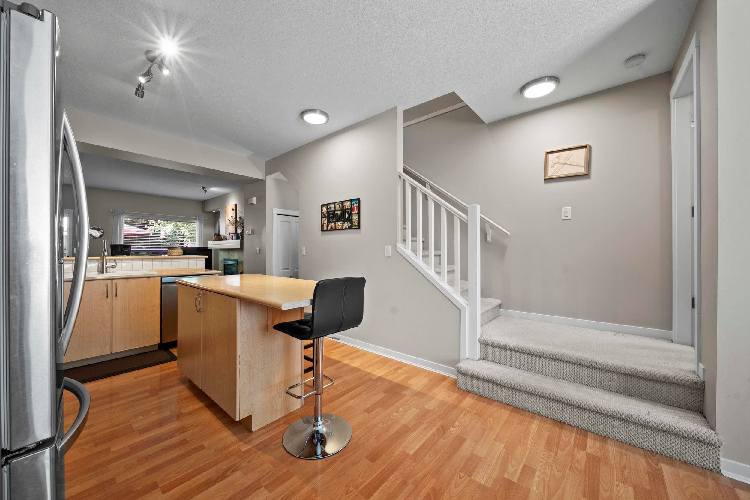 55 - 15065 58 Avenue, Surrey, V3S 8Z5 — photo 3
