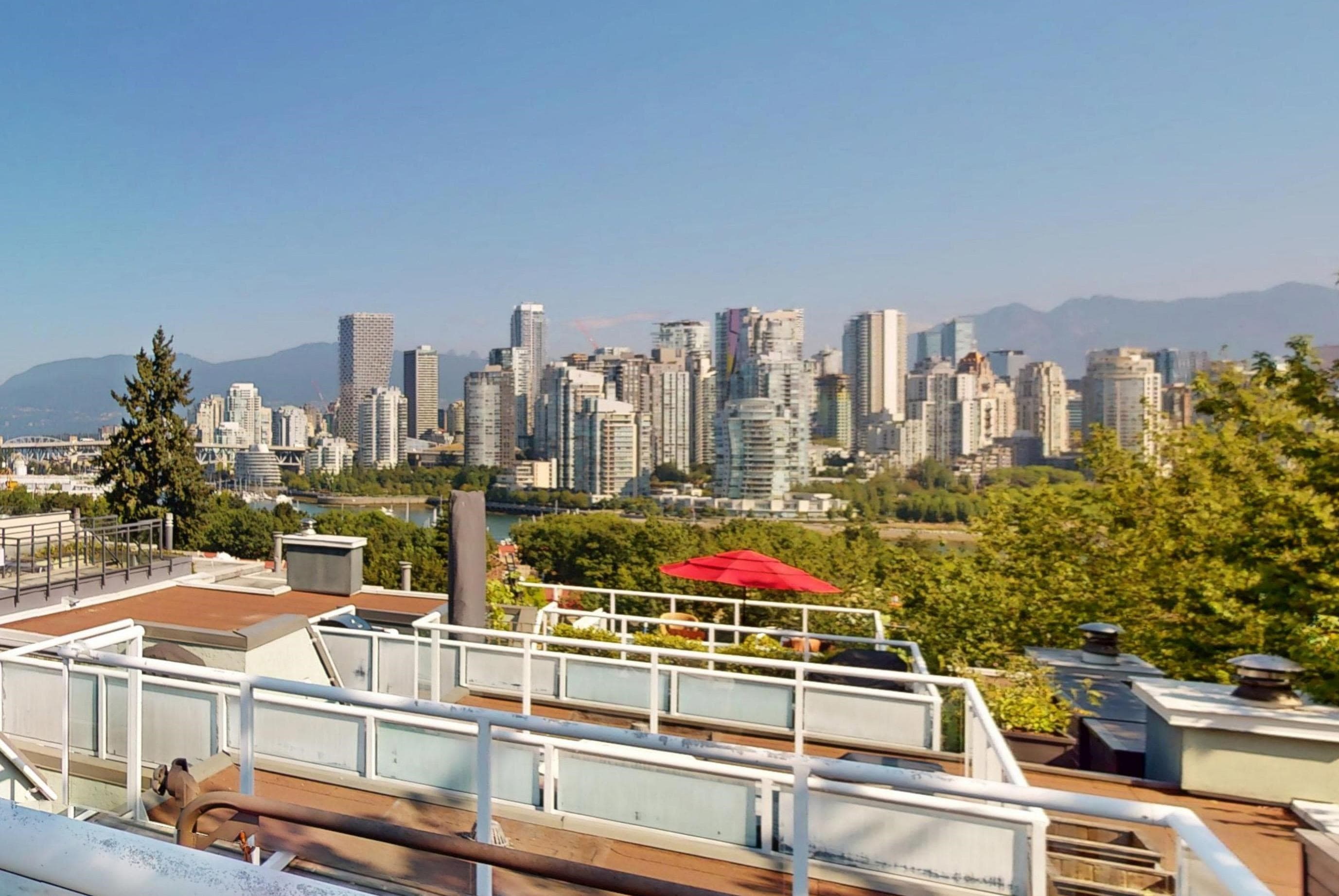 2395 Oak Street, Vancouver