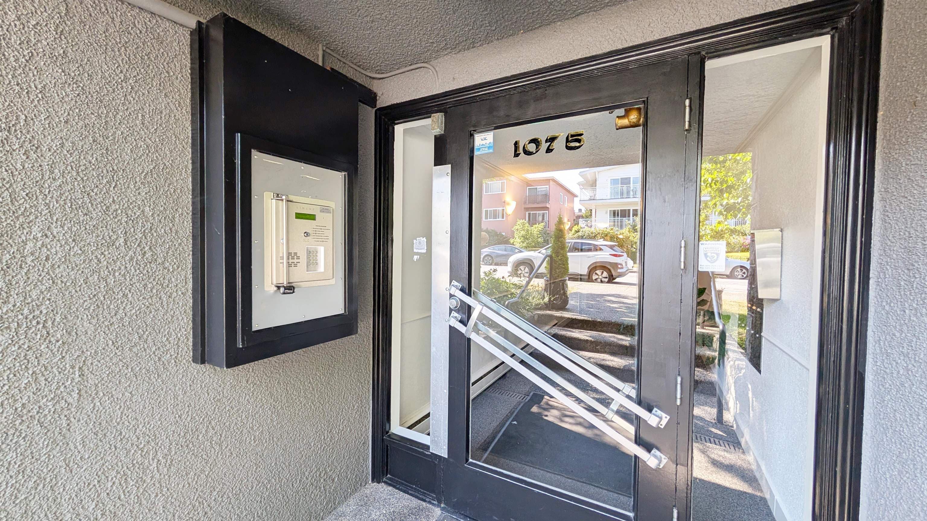 101 - 1075 W 13th Avenue, Vancouver, V6H 1N1 — photo 3
