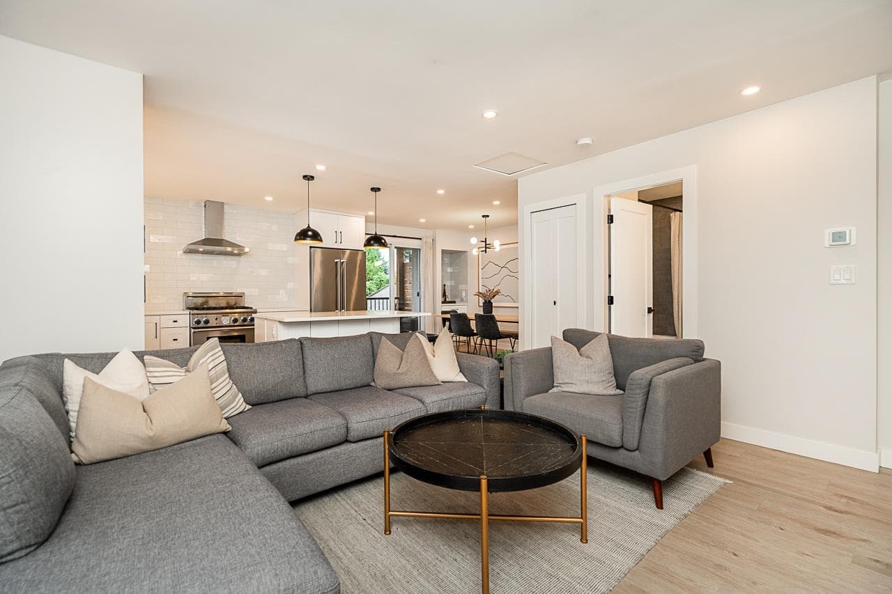 1822 Fraser Avenue, Port Coquitlam, V3B 1N1 — photo 5