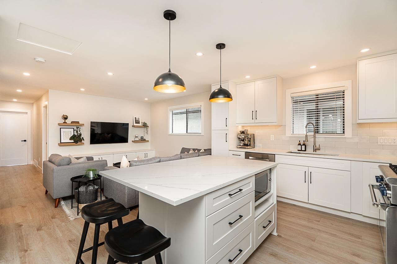 1822 Fraser Avenue, Port Coquitlam