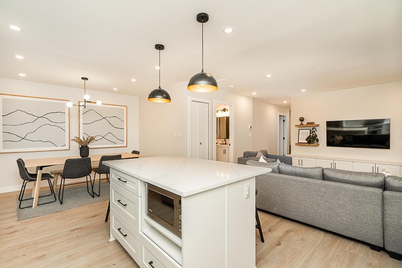 1822 Fraser Avenue, Port Coquitlam, V3B 1N1 — photo 4