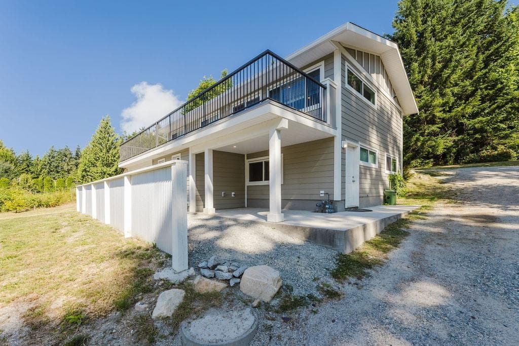 970 Cemetery Road, Gibsons, V0N 1V7 — photo 3