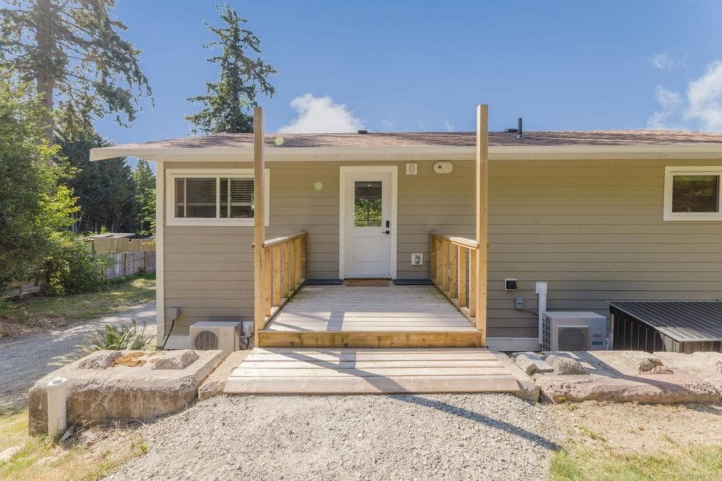 970 Cemetery Road, Gibsons, V0N 1V7 — photo 5