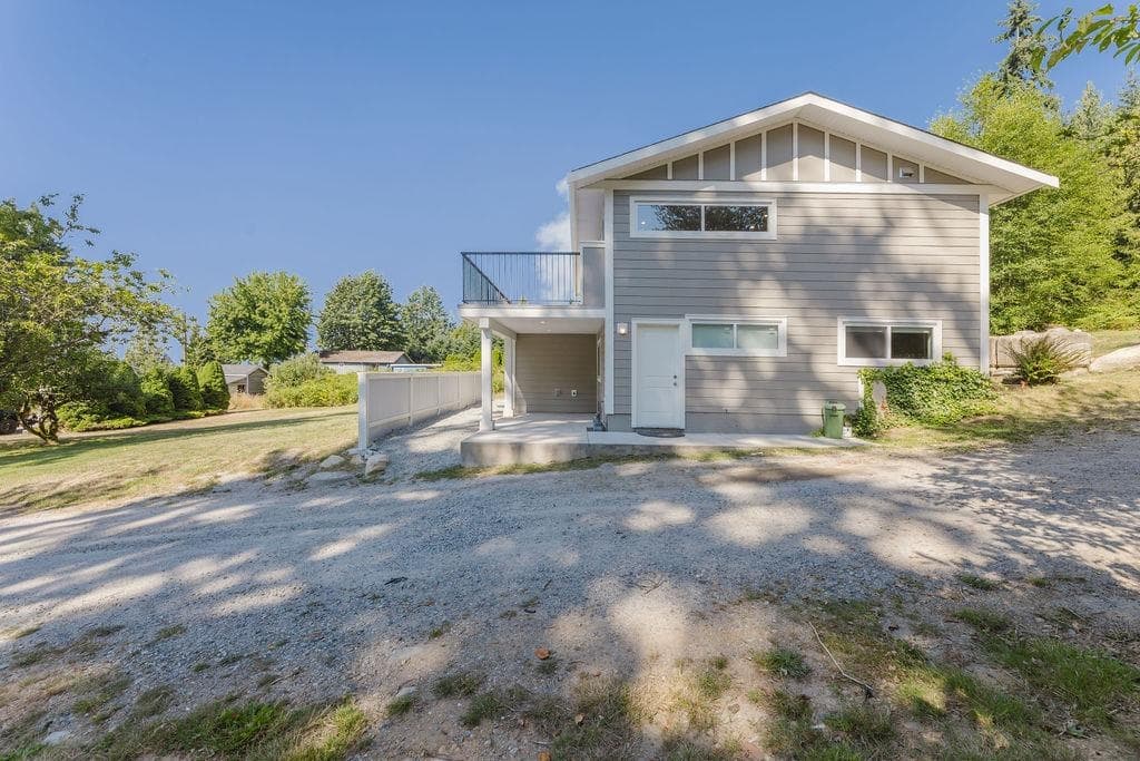 970 Cemetery Road, Gibsons, V0N 1V7 — photo 4