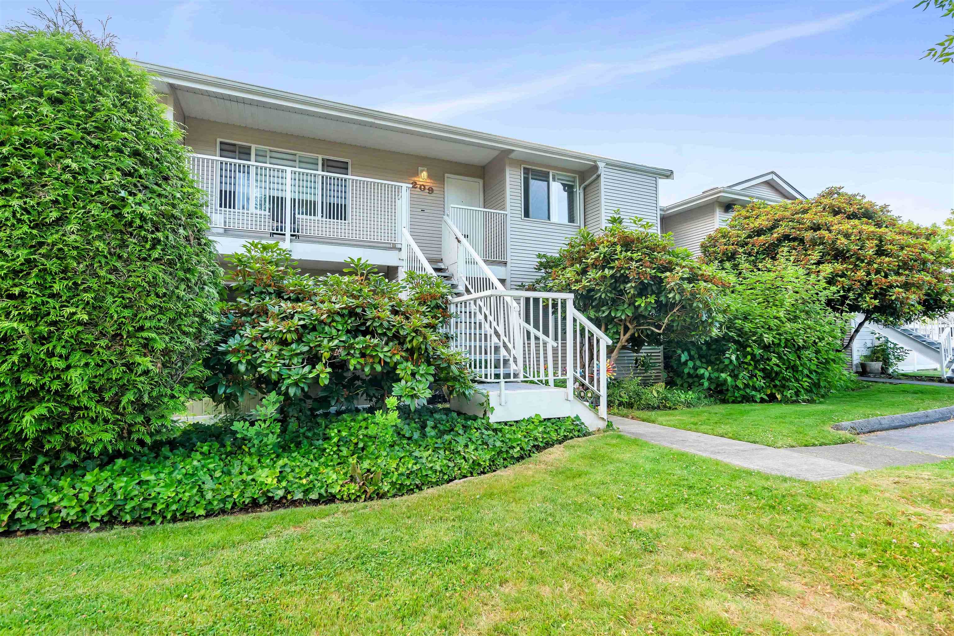 209 - 13947 72 Avenue, Surrey, V3W 2P6 — photo 2