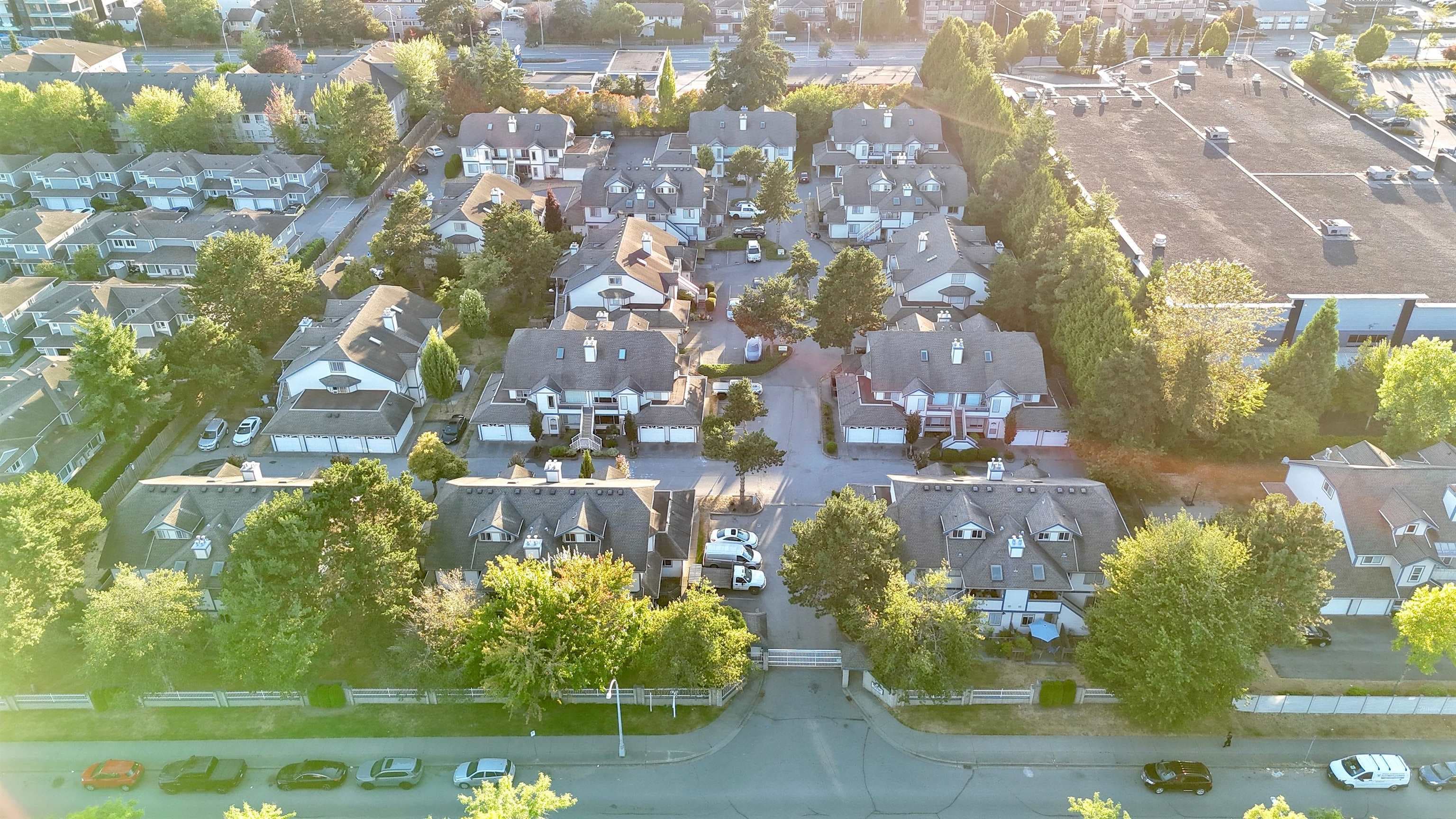 113 - 7837 120a Street, Surrey, V3W 0W9 — photo 2