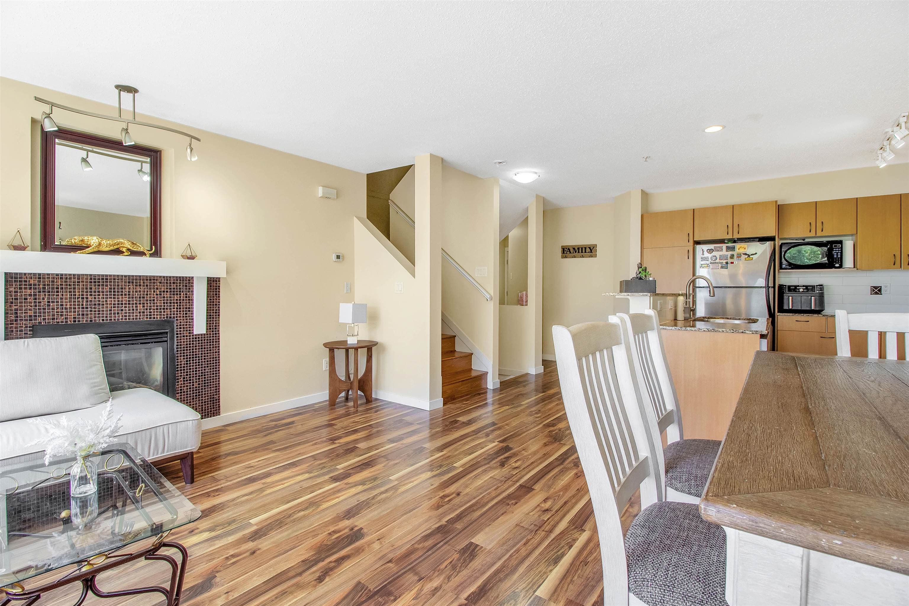 53 - 20350 68 Avenue, Langley, V2Y 3A5 — photo 4