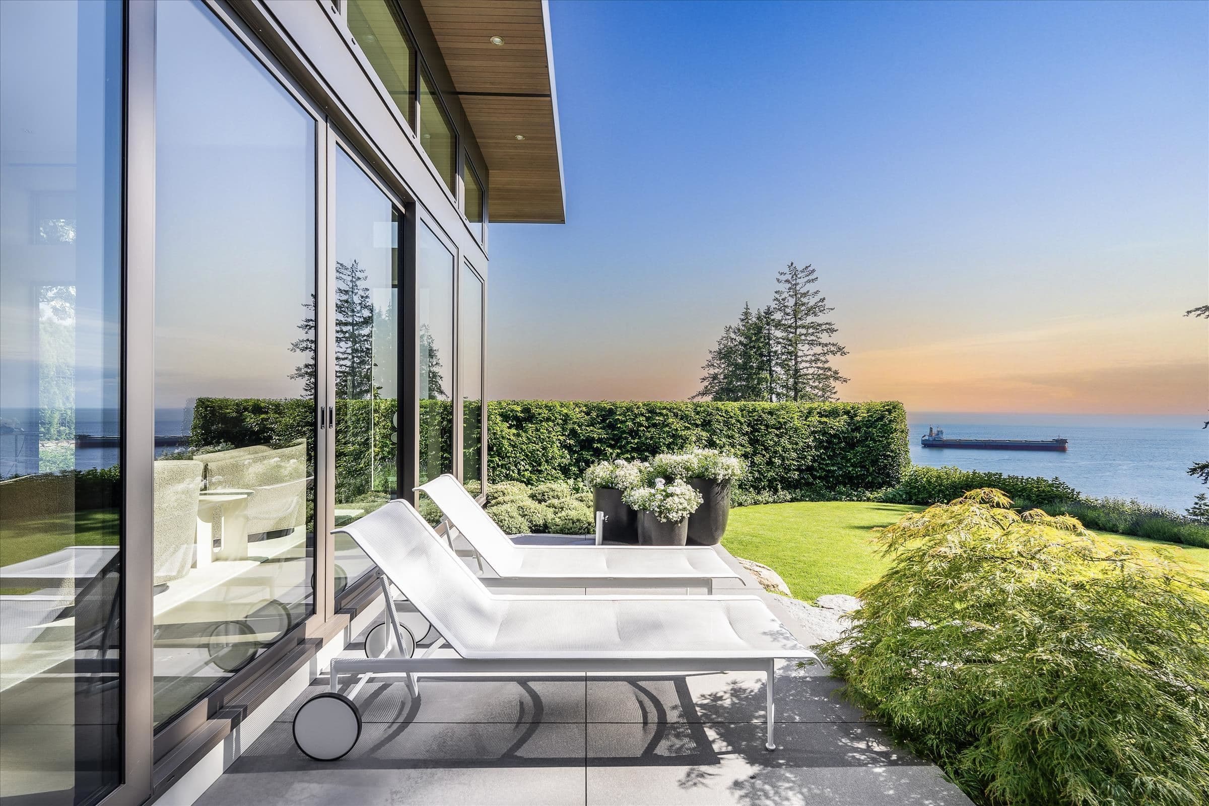 3704 Mckechnie Avenue, West Vancouver, V7V 2M8 — photo 2