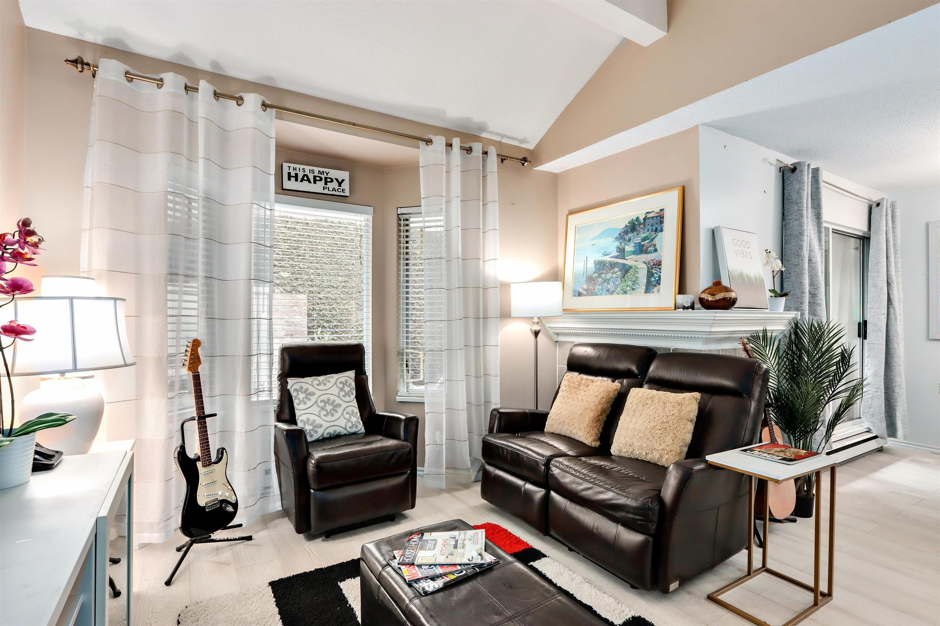 2 - 10094 154 Street, Surrey, V3R 4J6 — photo 3