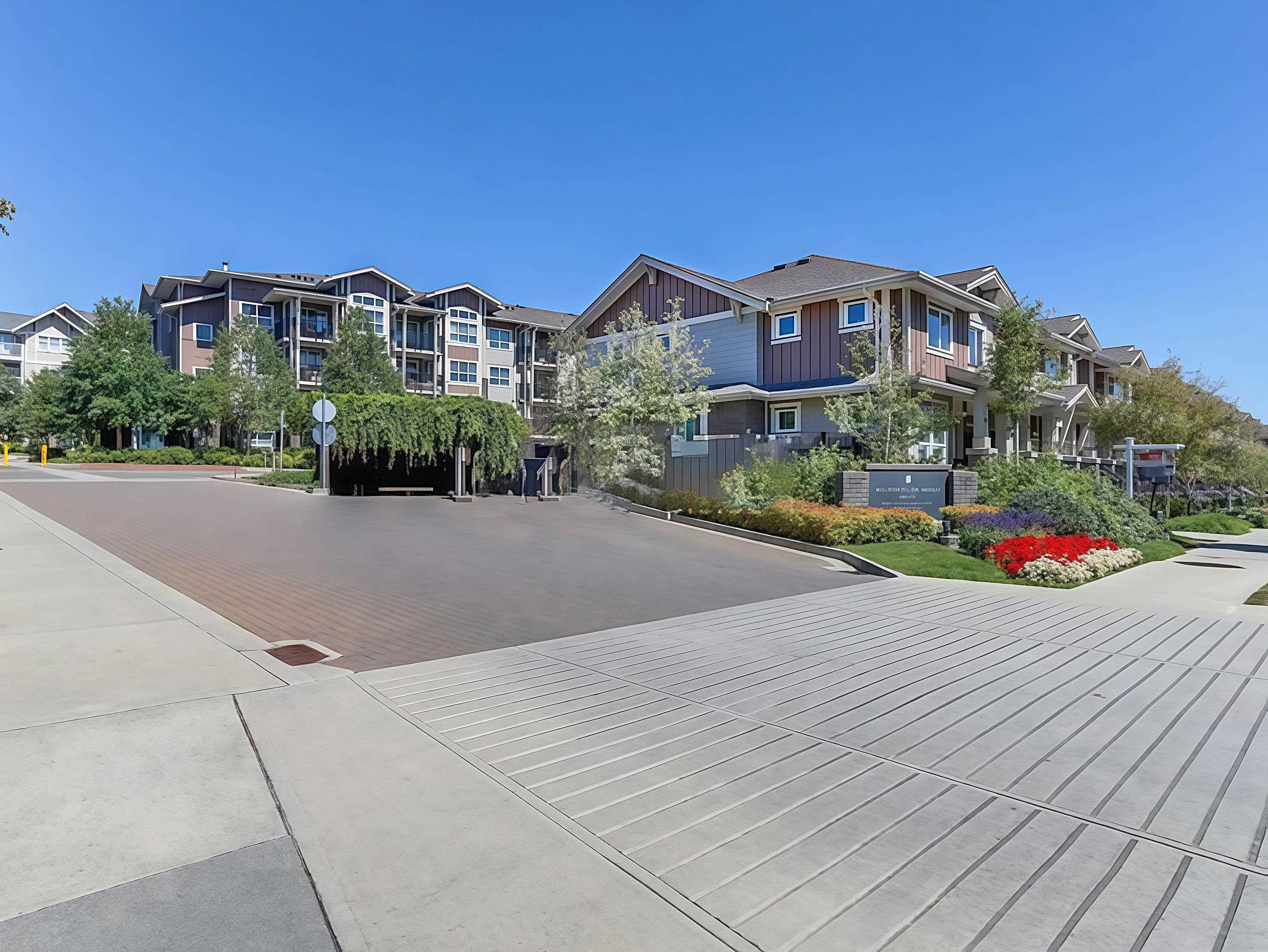 106 - 5665 Irmin Street, Burnaby, V5J 0C4 — photo 1