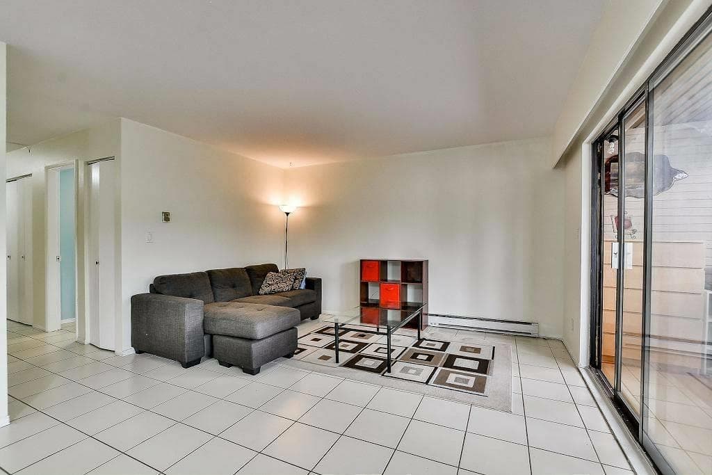 5642 Broadway, Burnaby, V5B 1W7 — photo 4