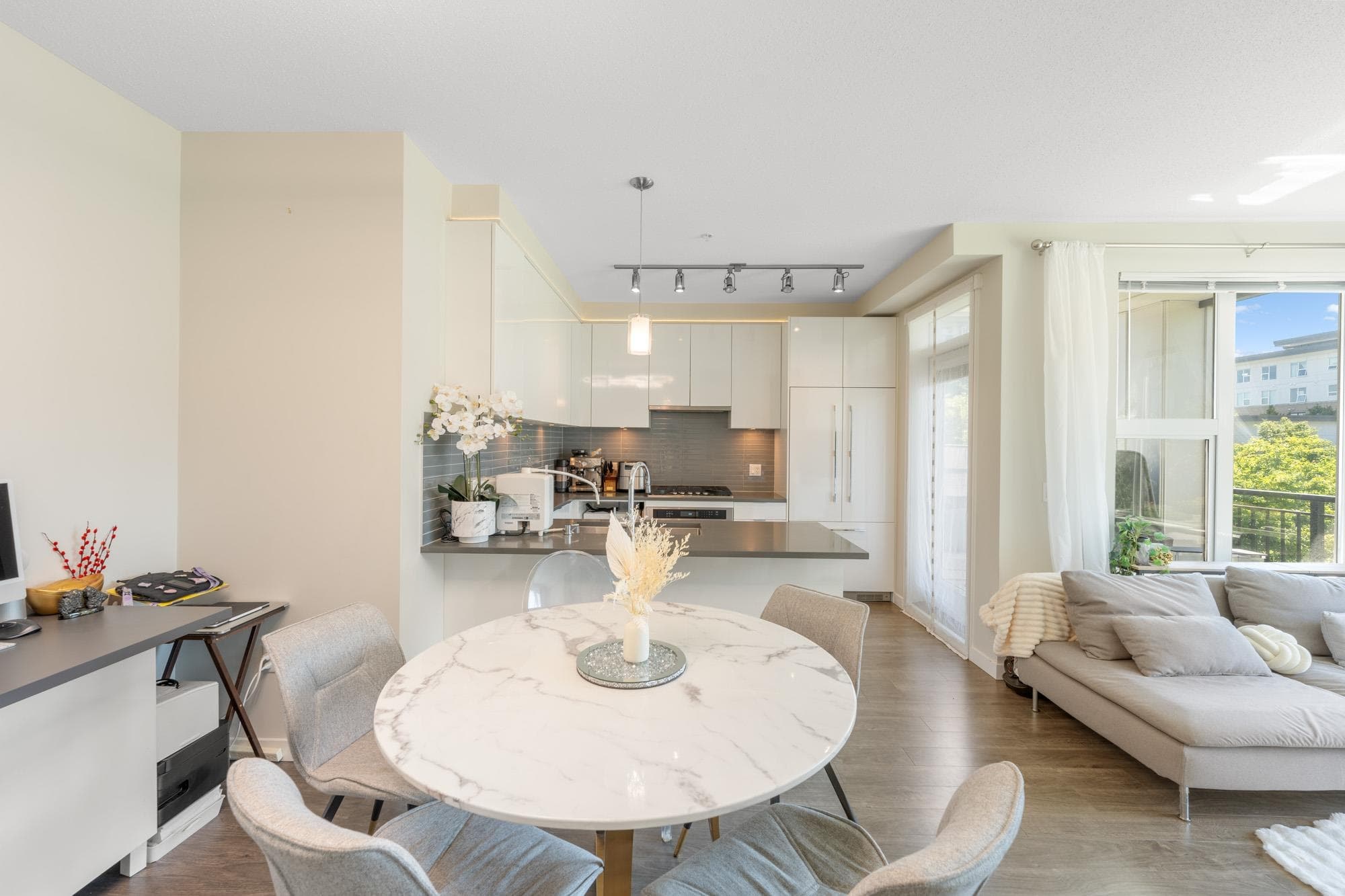 215 - 9388 Tomicki Avenue, Richmond, V6X 0P1 — photo 3