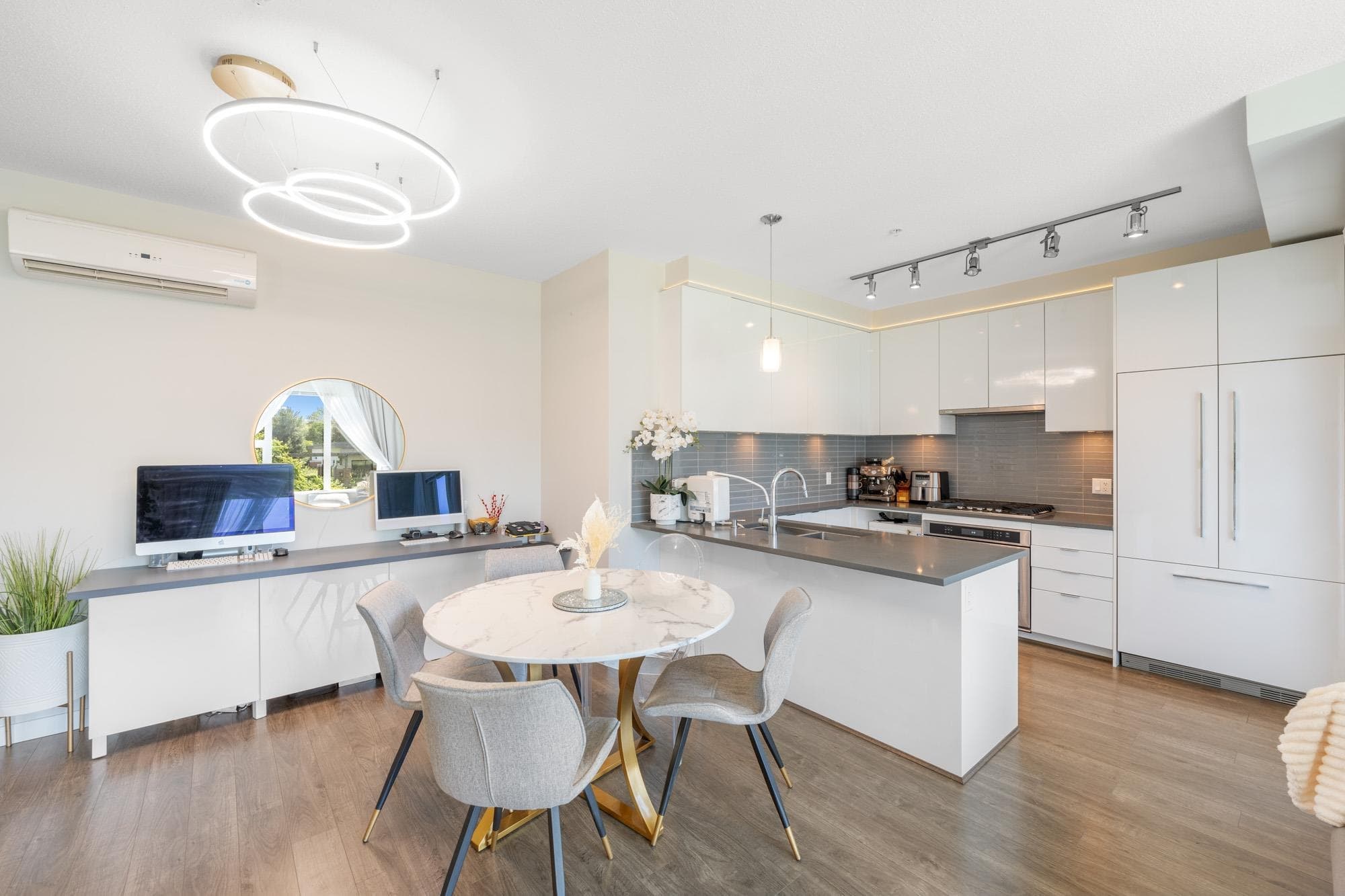 215 - 9388 Tomicki Avenue, Richmond, V6X 0P1 — photo 5