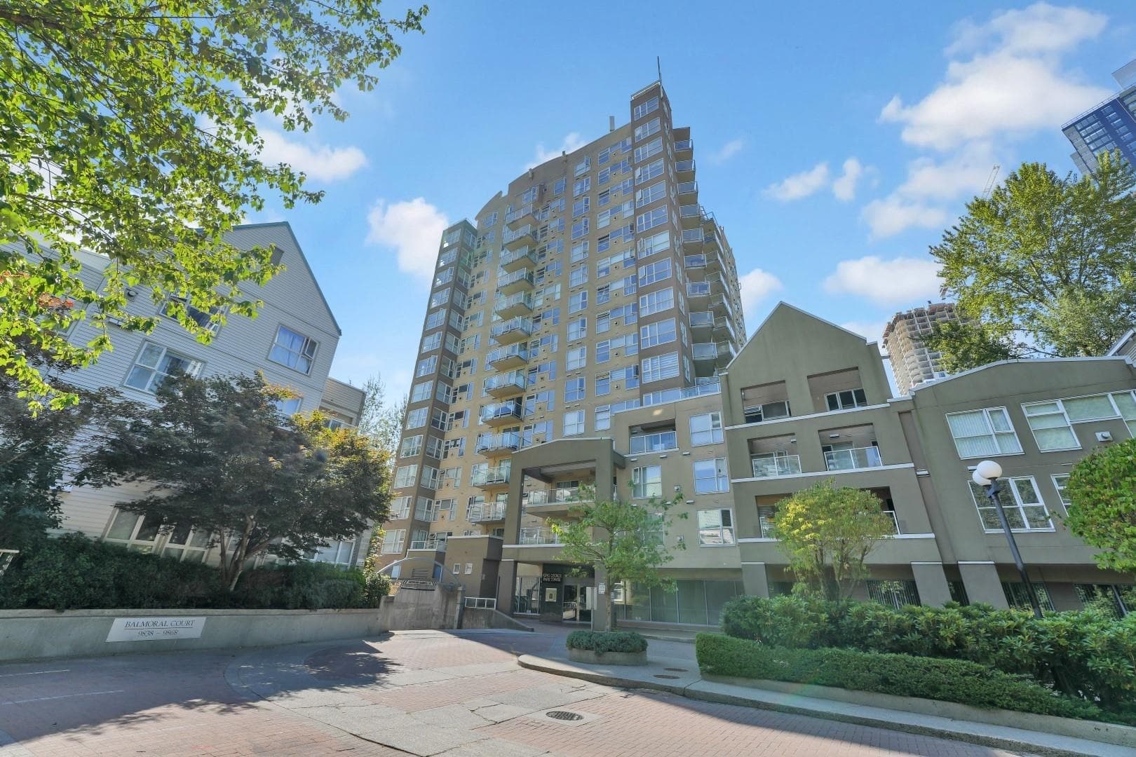 803 - 9830 Whalley Boulevard, Surrey, V3T 5S7 — photo 1