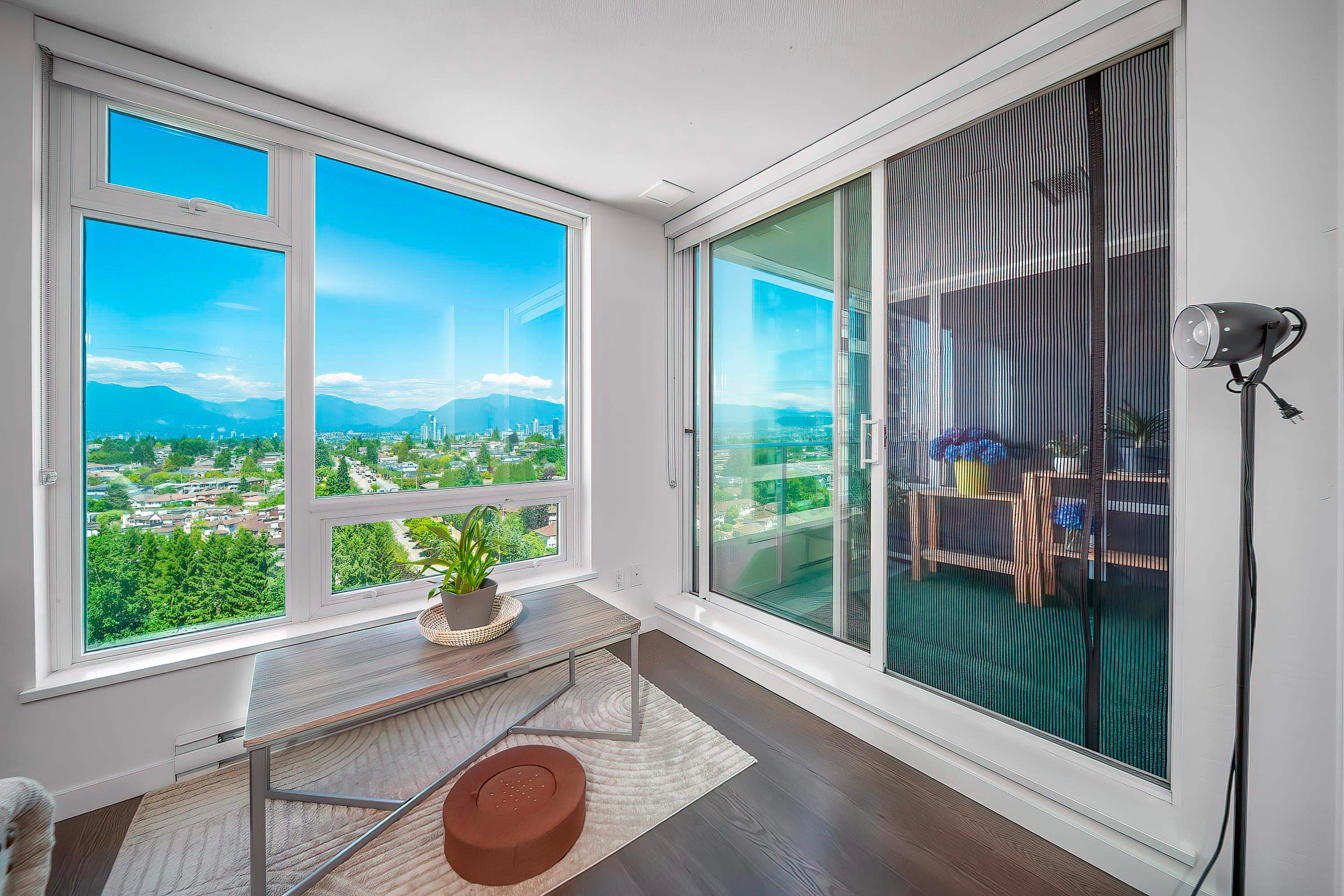1703 - 5515 Boundary Road, Vancouver, V5R 0E5 — photo 5