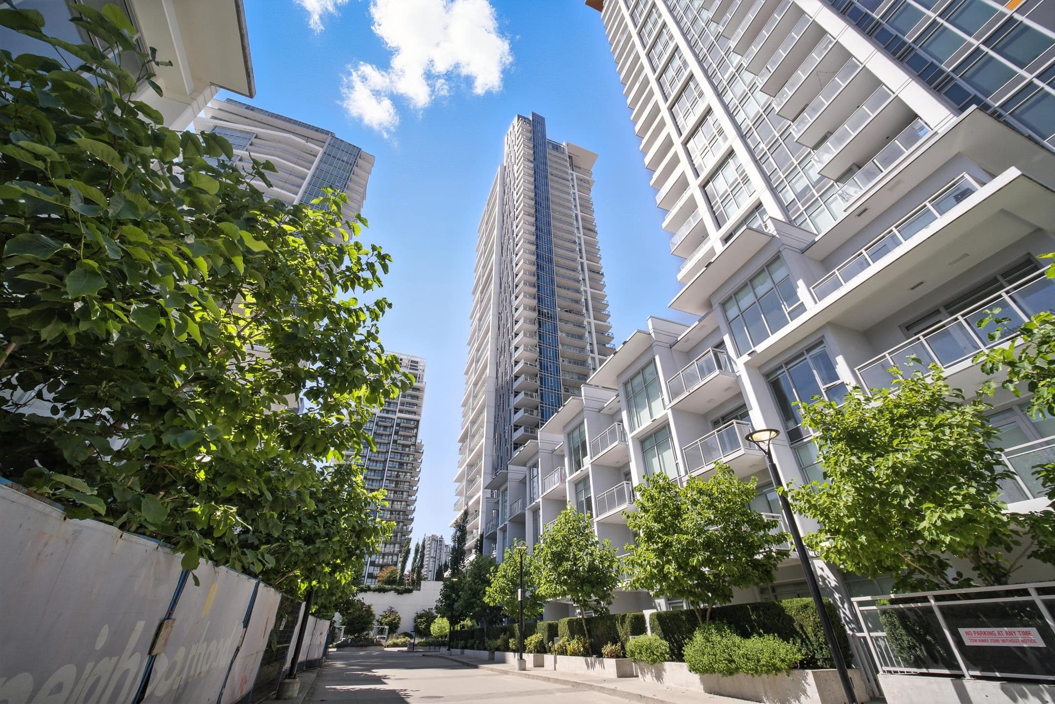 3302 - 2311 Beta Avenue, Burnaby, V5C 0M1 — photo 1