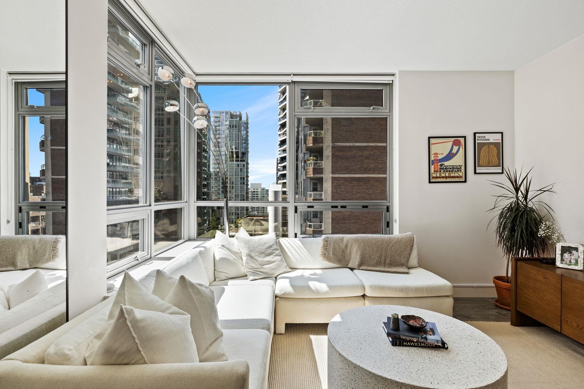 807 - 1308 Hornby Street, Vancouver, V6Z 0C5 — photo 4