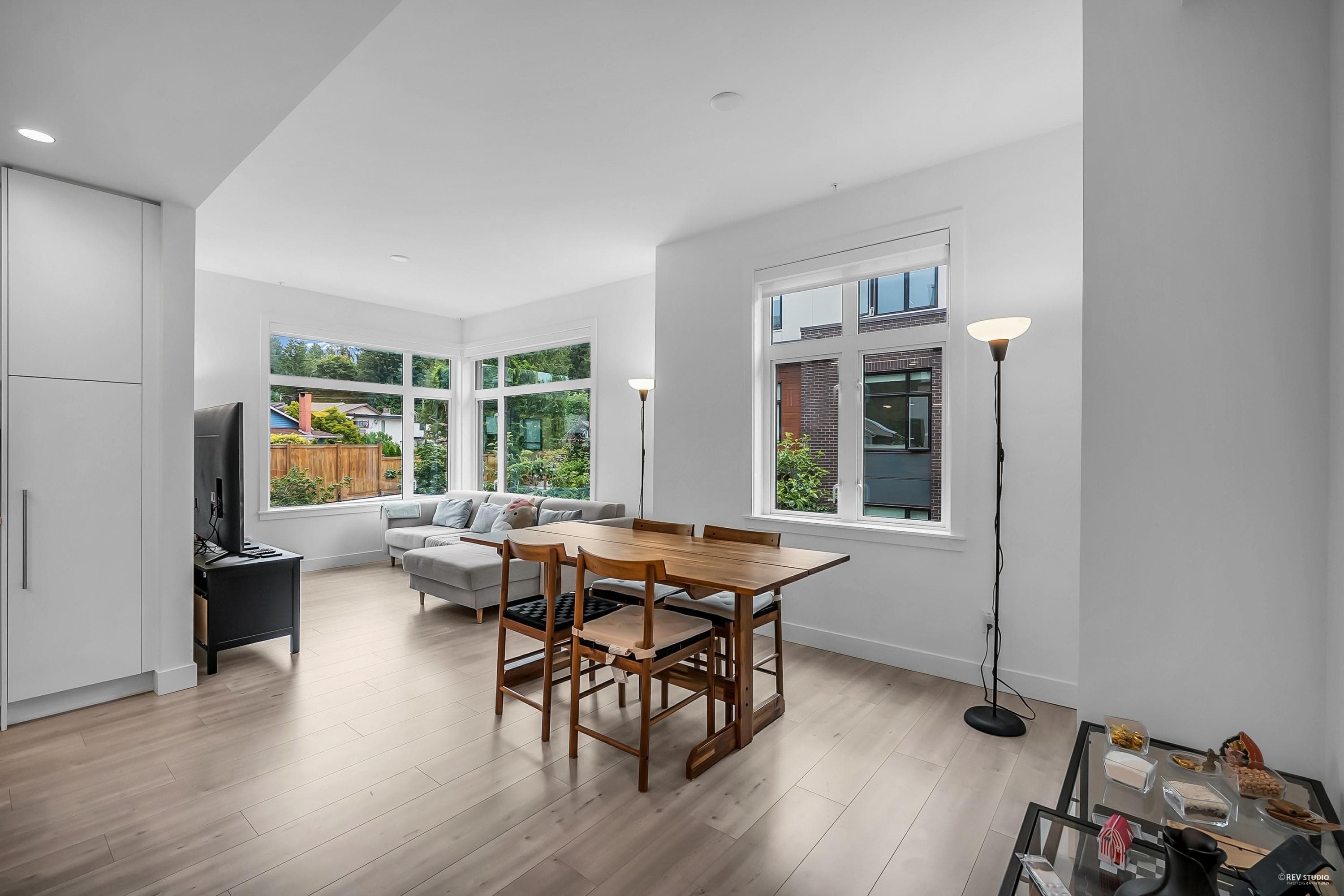 261 - 2035 Glenaire Drive, North Vancouver, V7P 1Y2 — photo 5