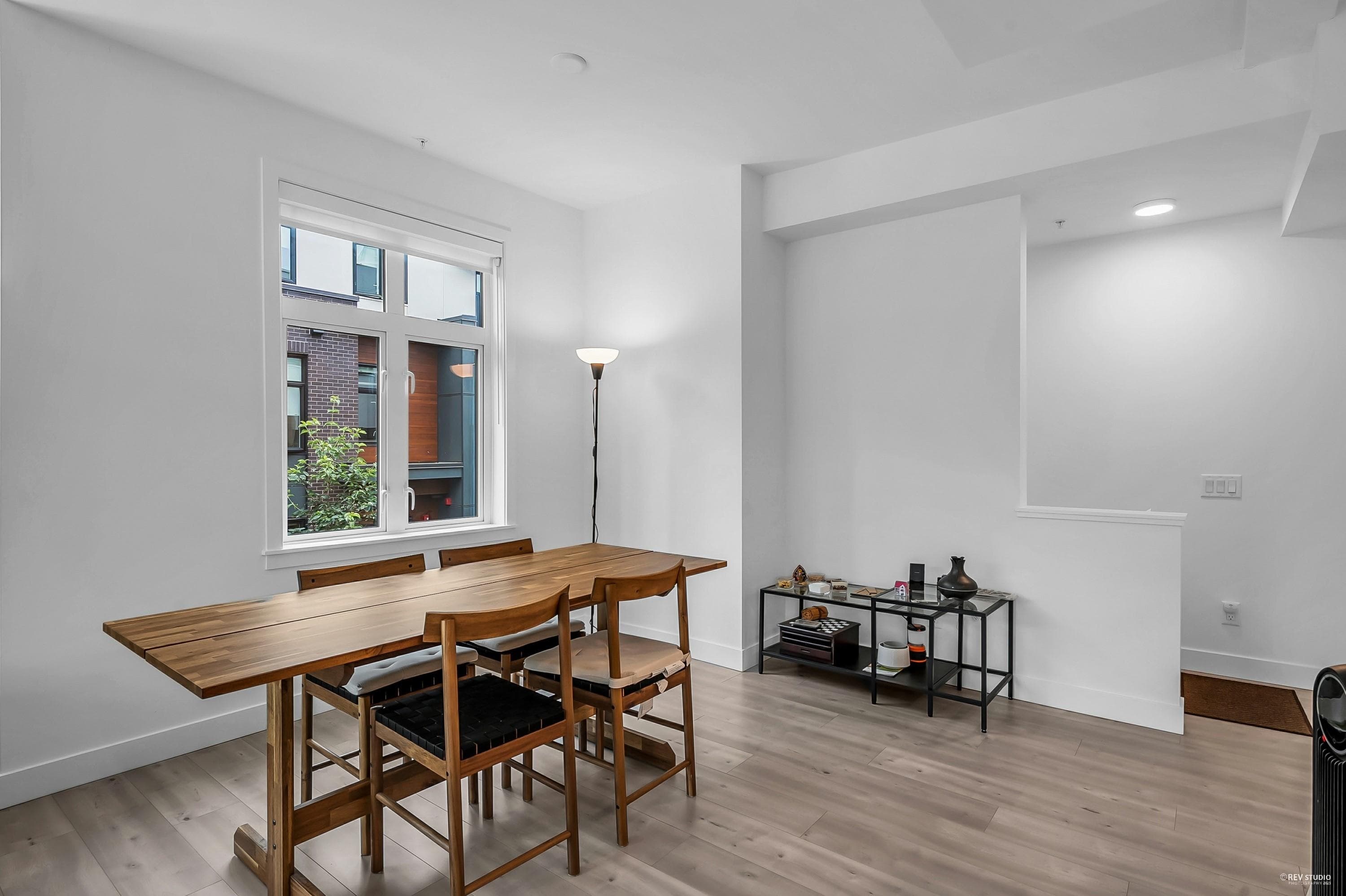 261 - 2035 Glenaire Drive, North Vancouver, V7P 1Y2 — photo 4