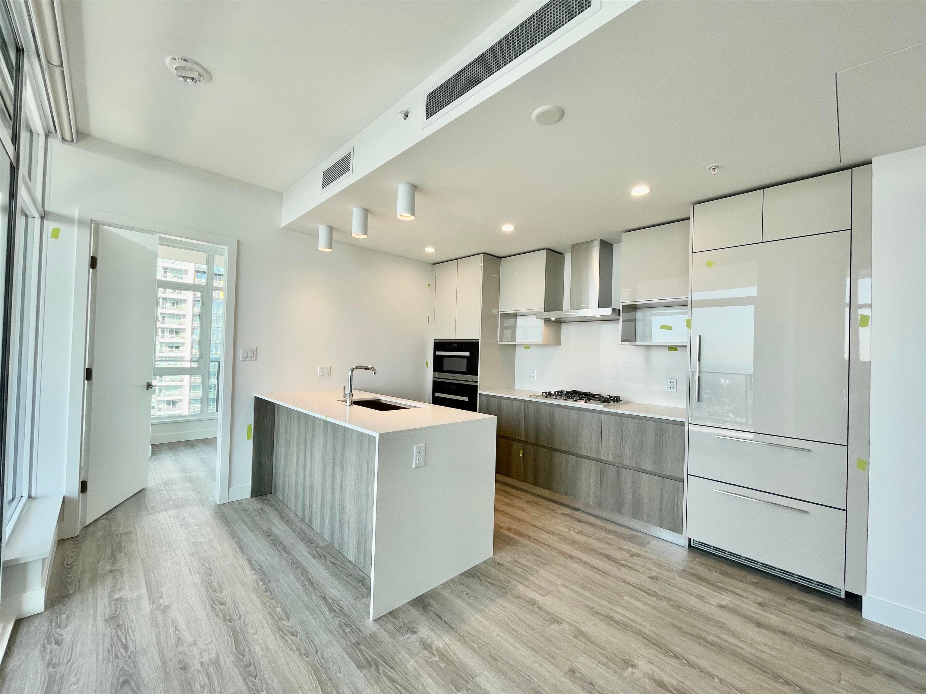 2506 - 6511 Sussex Avenue, Burnaby, V5H 0K5 — photo 3